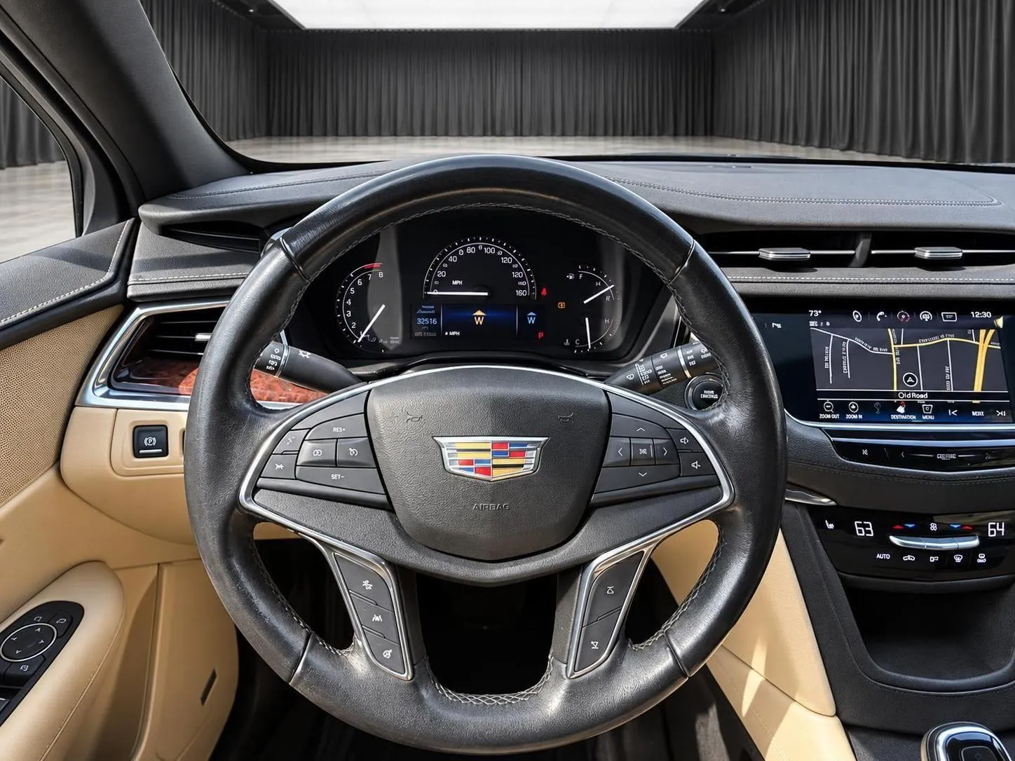 Cadillac XT5 photo 15