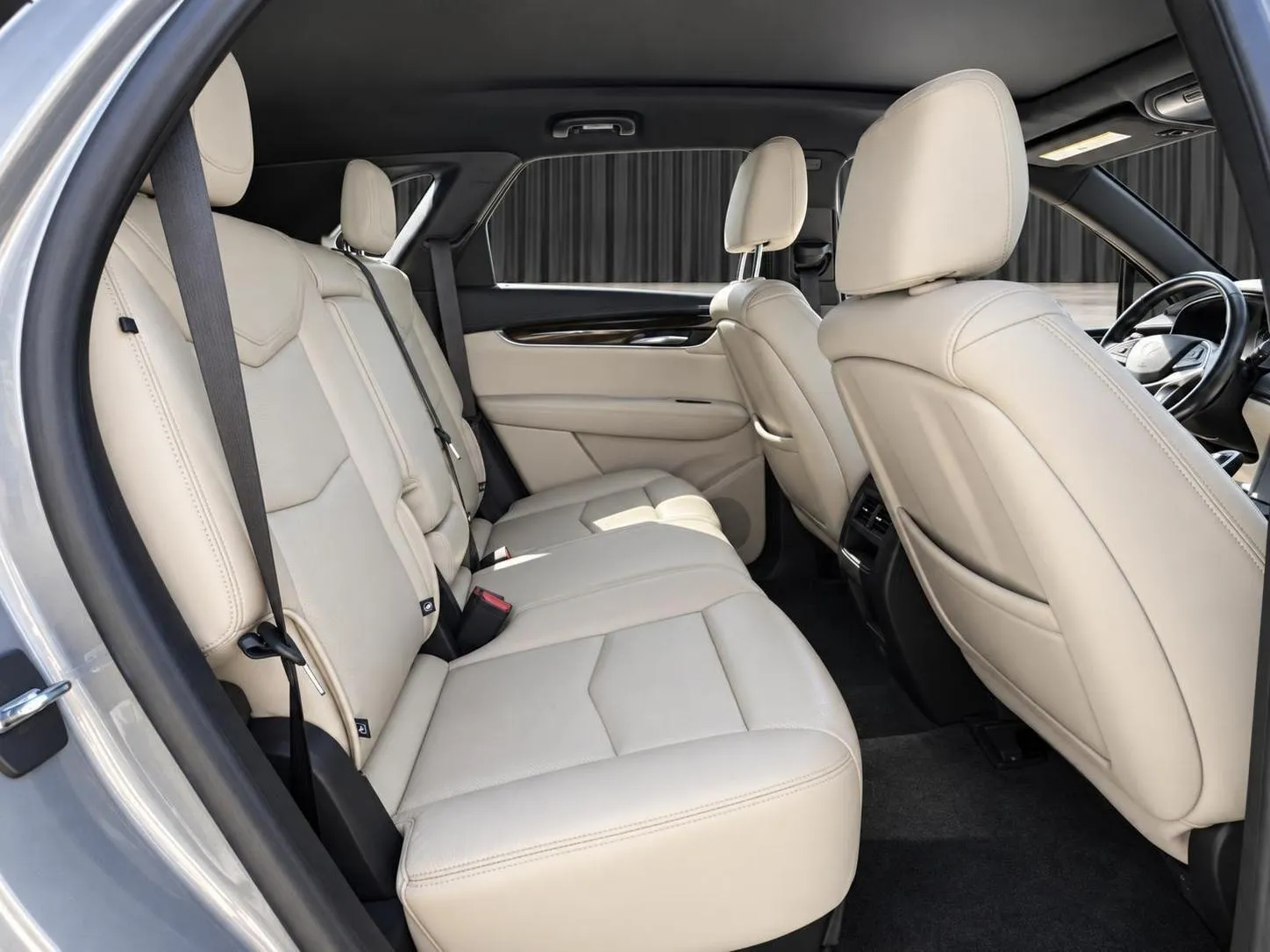Cadillac XT5 photo 19