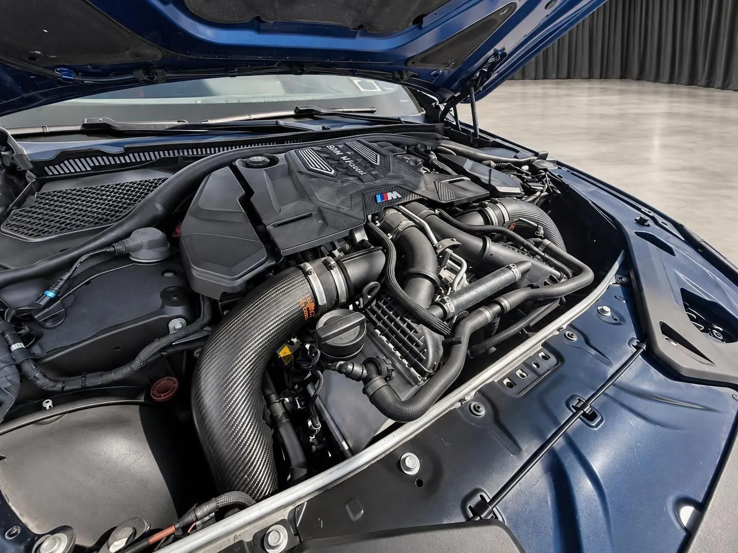 BMW M8 photo 28