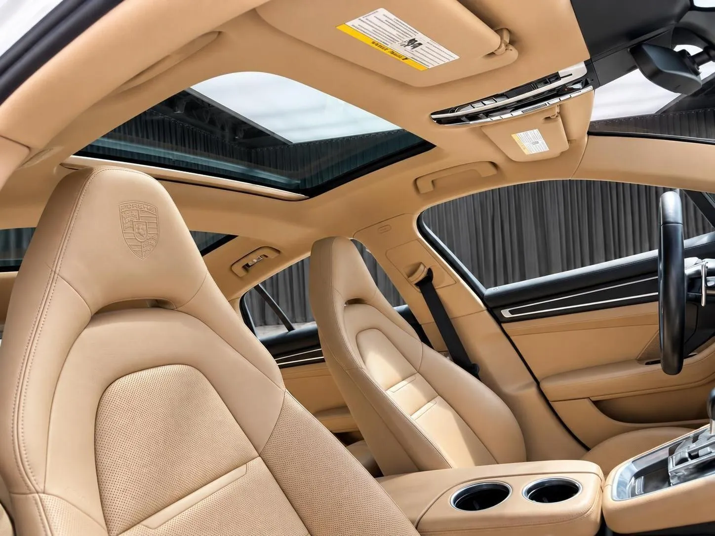 Porsche Panamera photo 25
