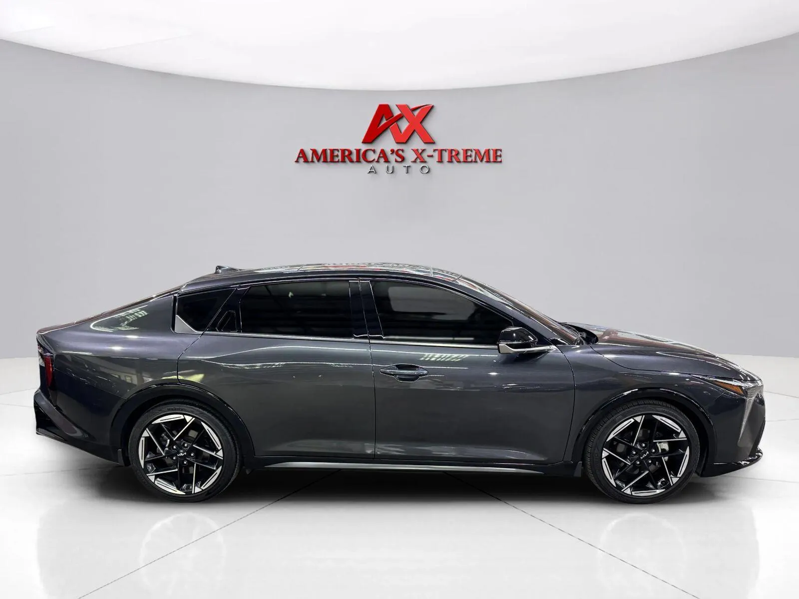 Kia K4 photo 9