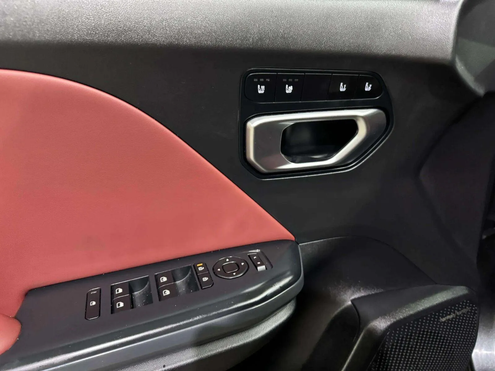 Kia K4 photo 22