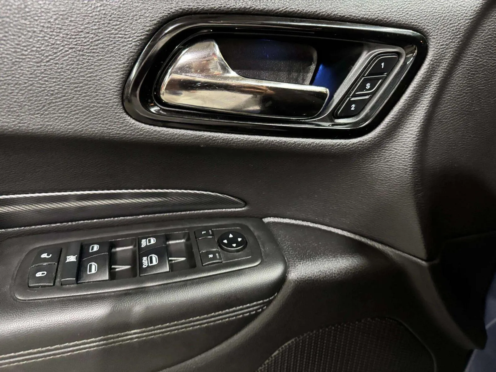 Dodge Durango photo 24