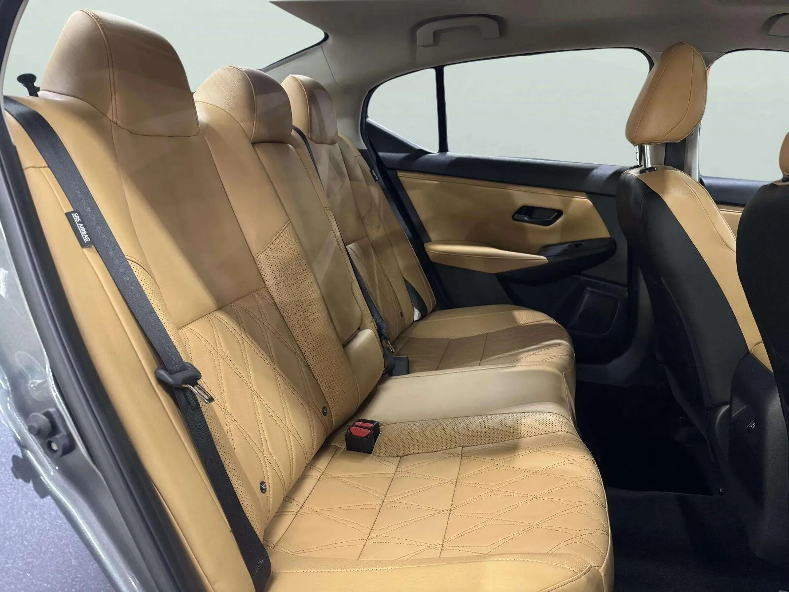 Nissan Sentra photo 33