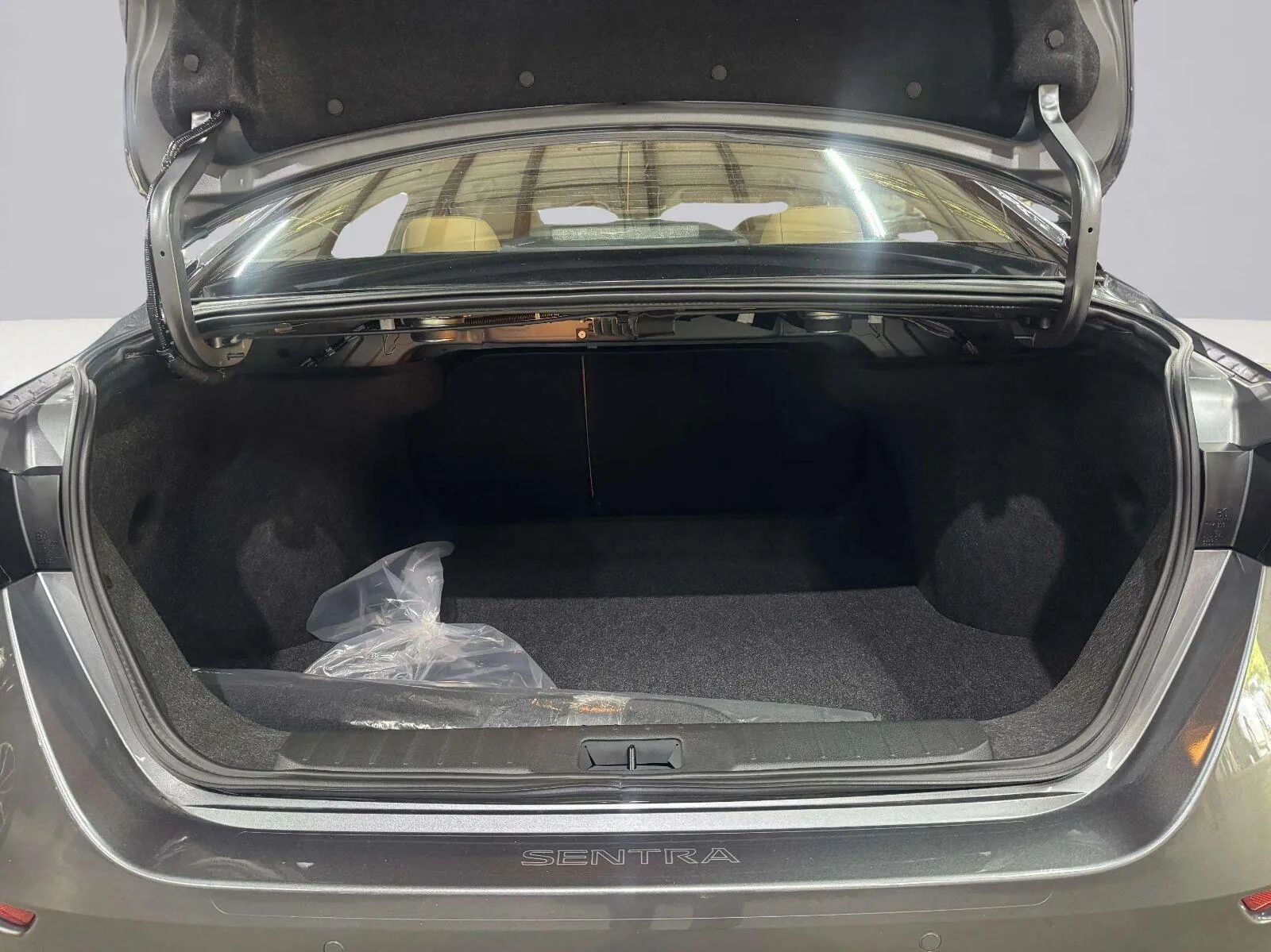 Nissan Sentra photo 37