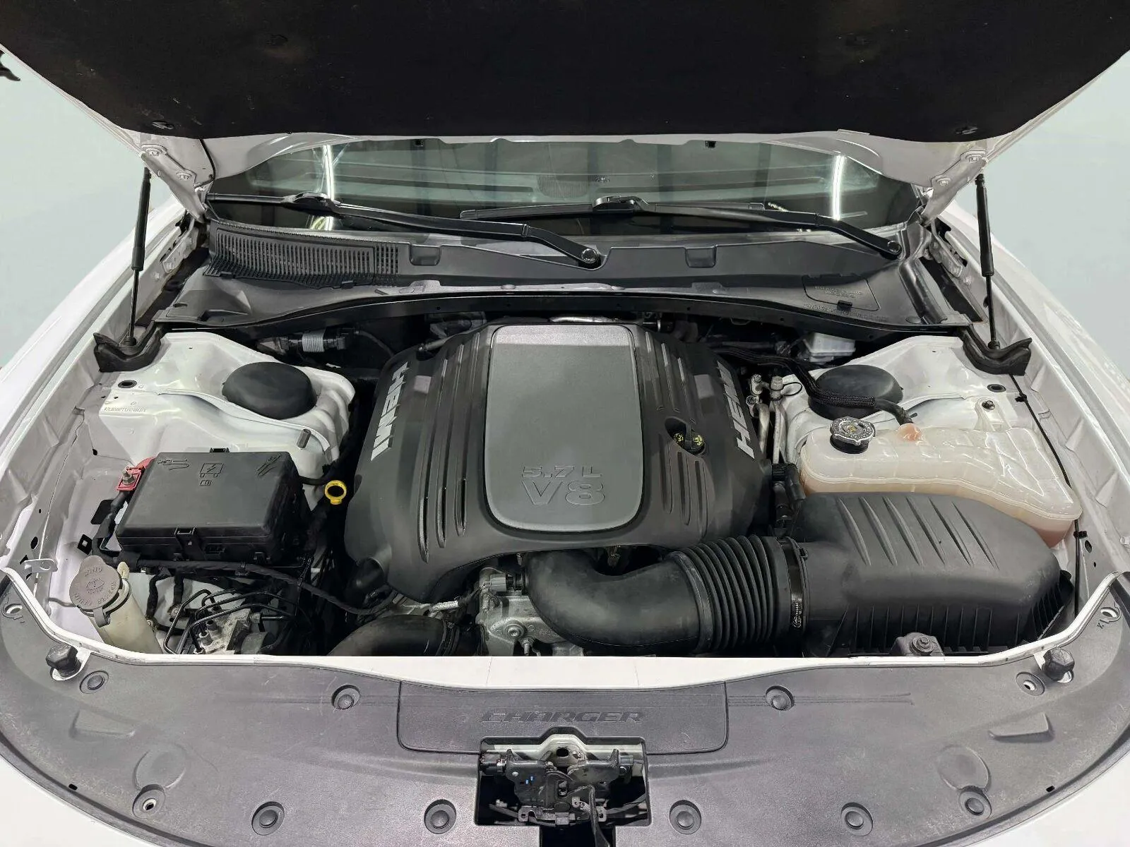Dodge Charger photo 39