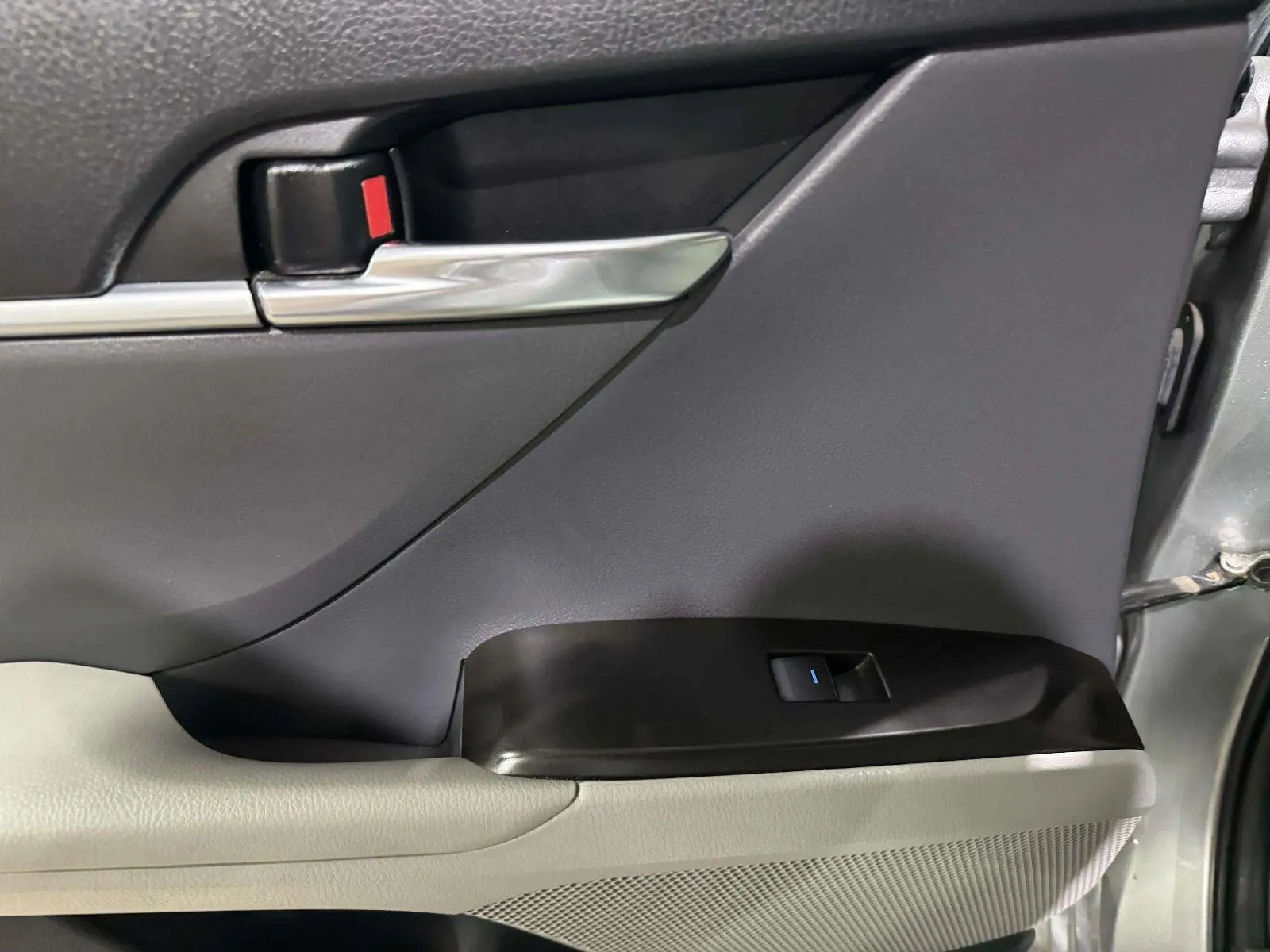 Toyota Camry photo 22