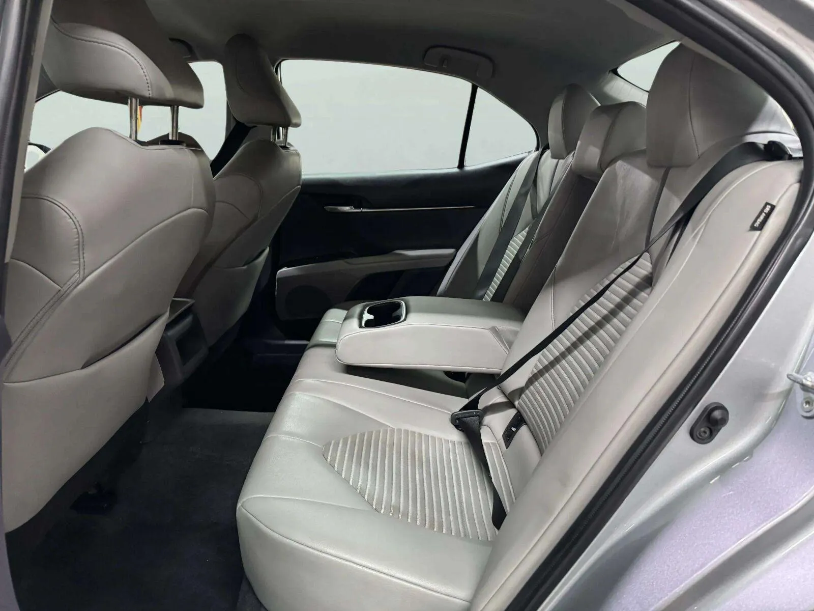 Toyota Camry photo 23