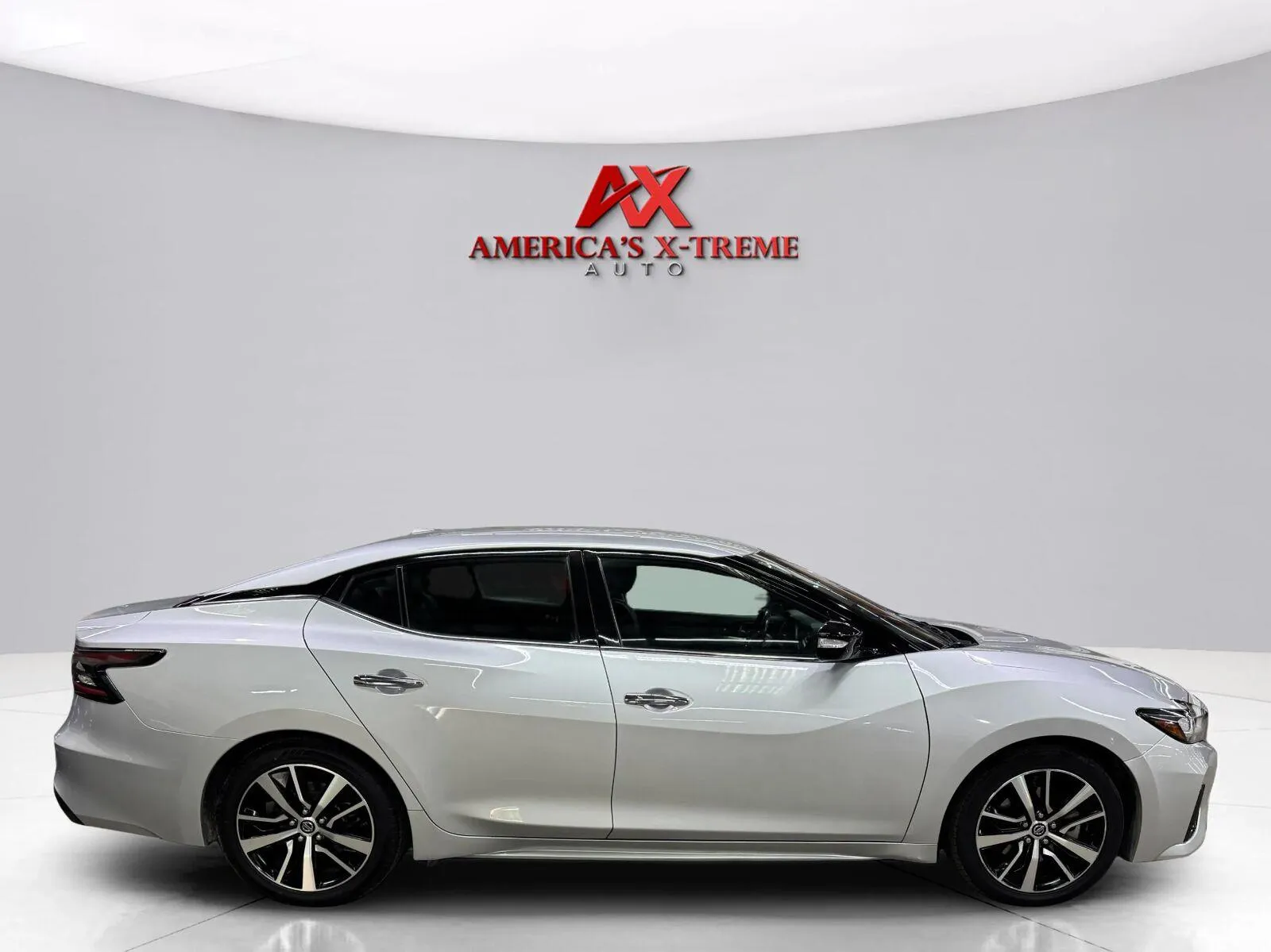 Nissan Maxima photo 8