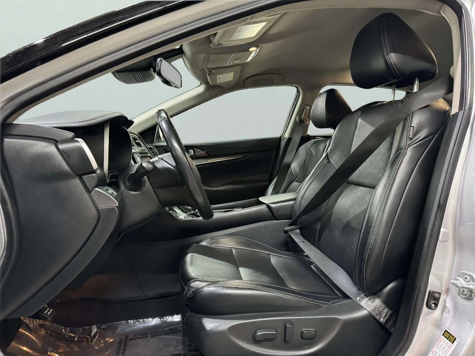 Nissan Maxima photo 25