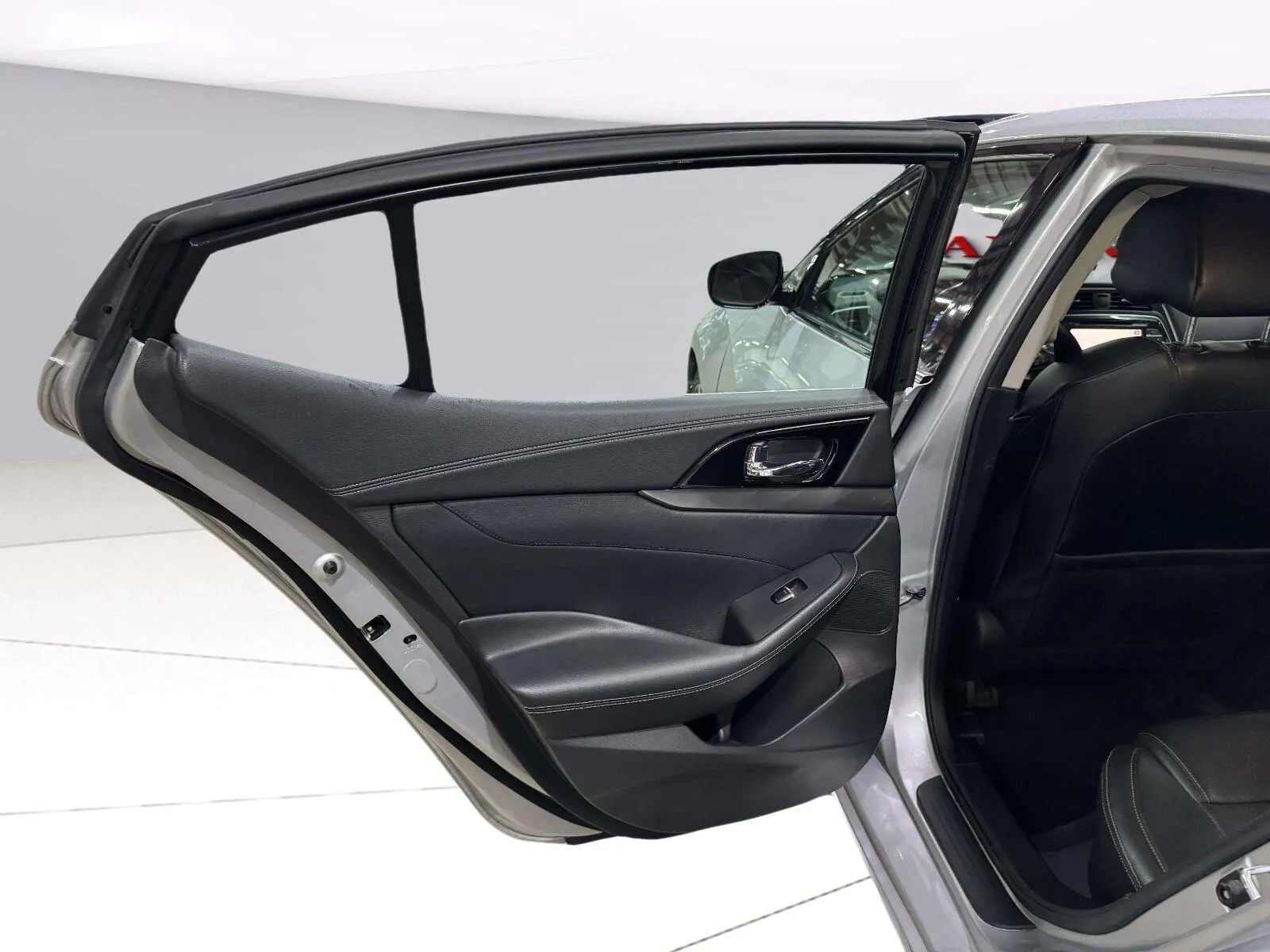 Nissan Maxima photo 37