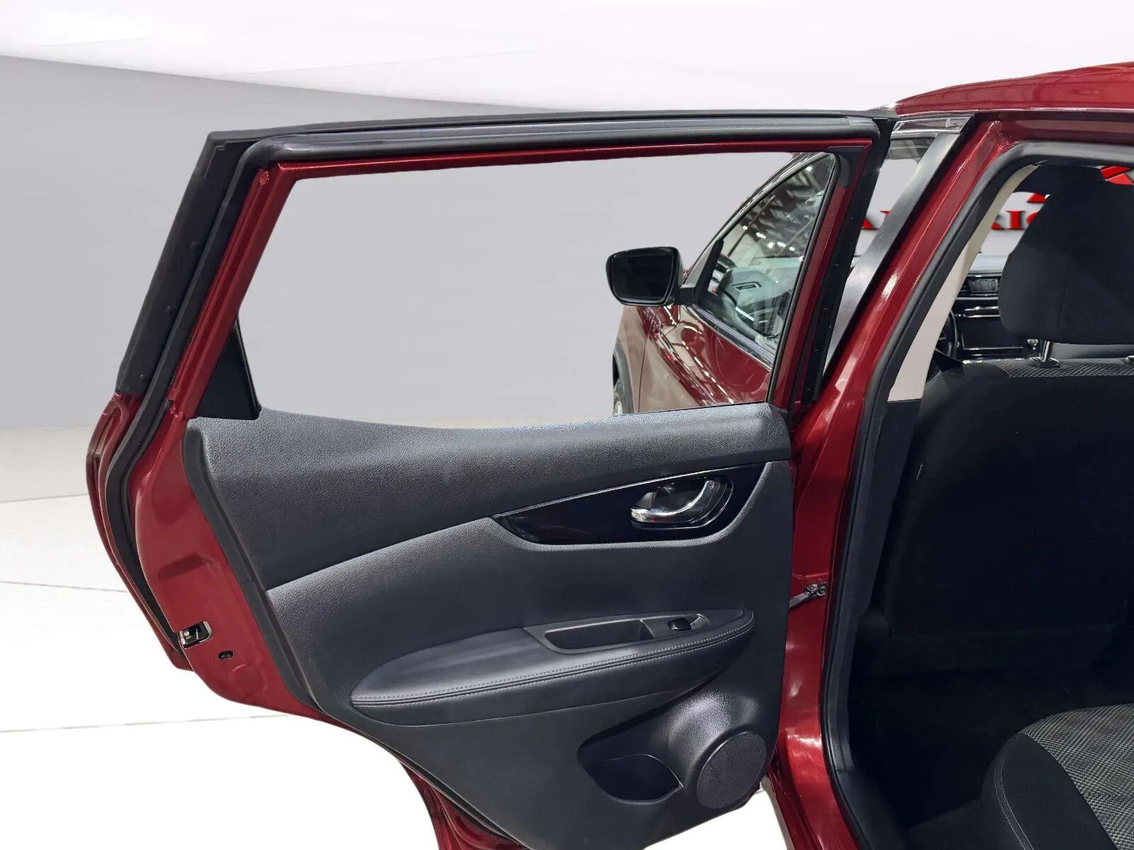 Nissan Rogue Sport photo 35