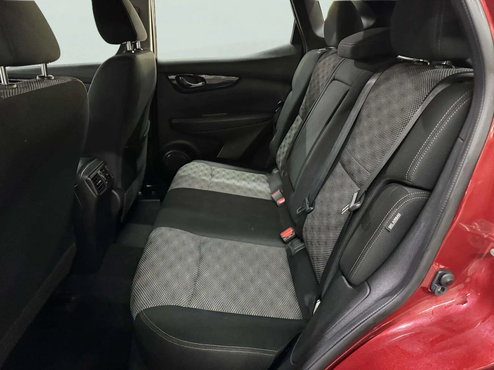 Nissan Rogue Sport photo 38