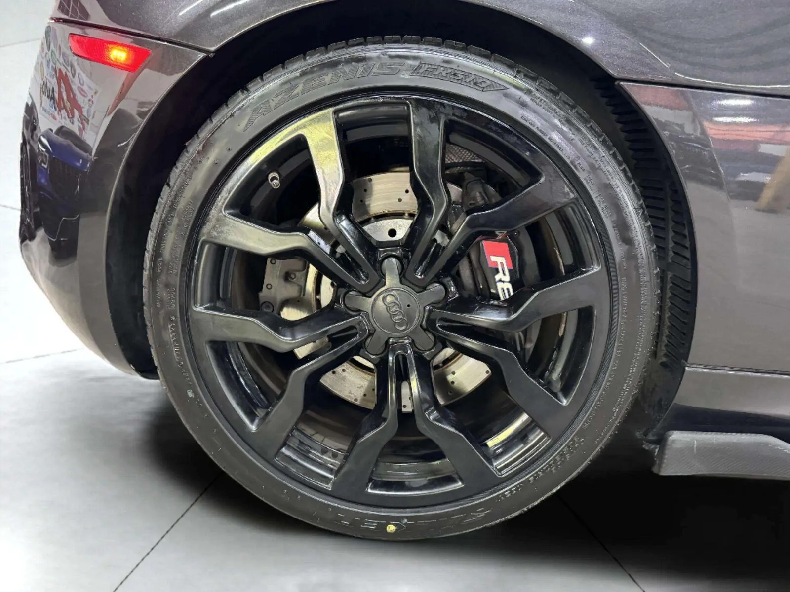 Audi R8 photo 43