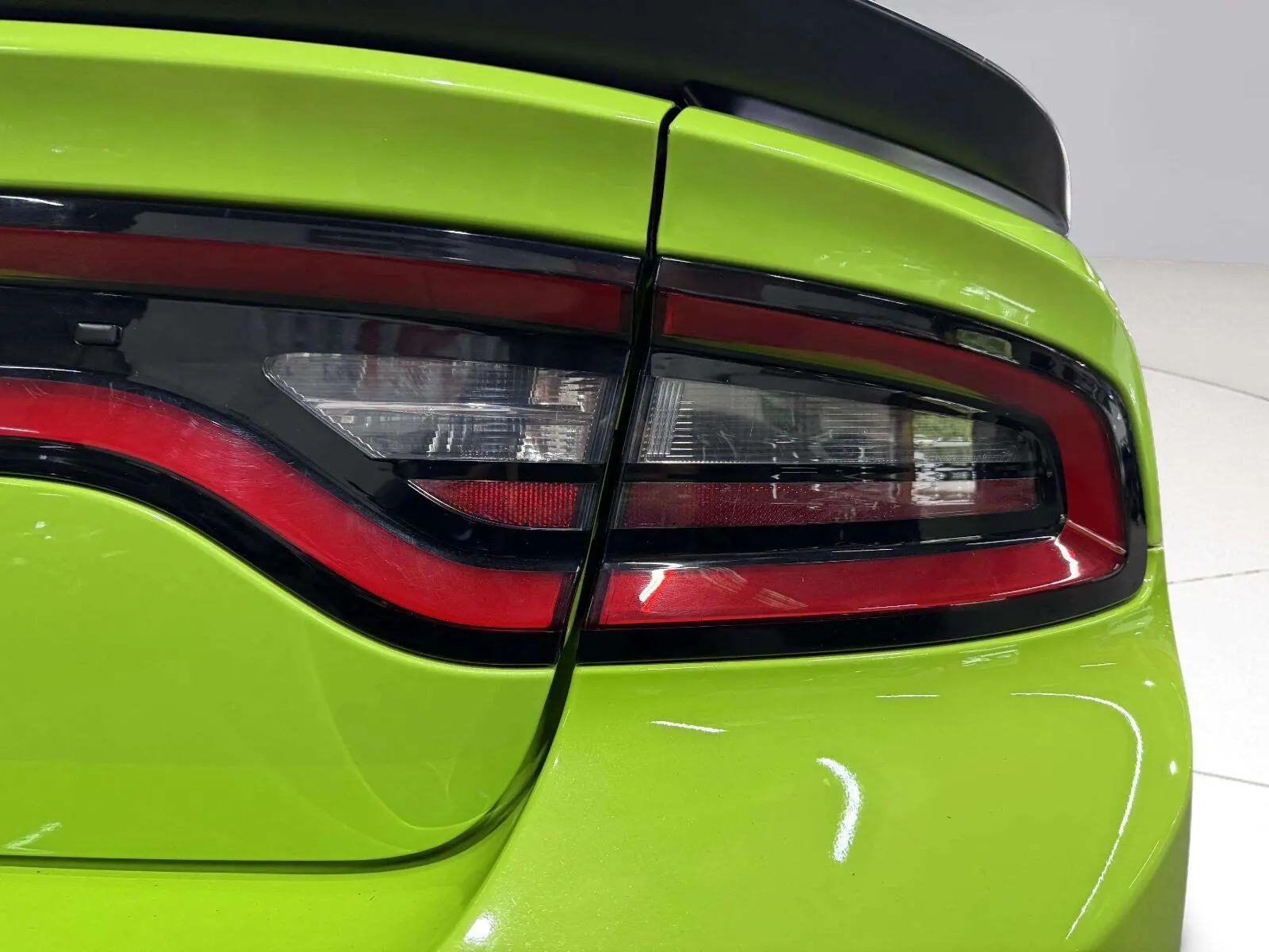 Dodge Charger photo 13