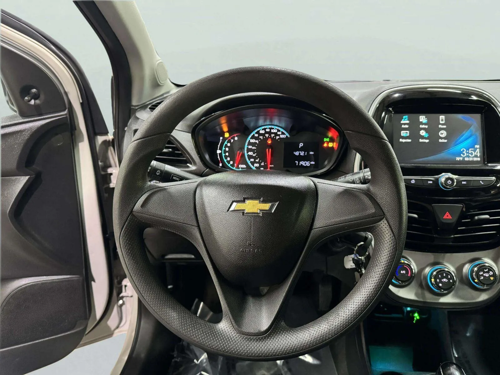 Chevrolet Spark photo 15