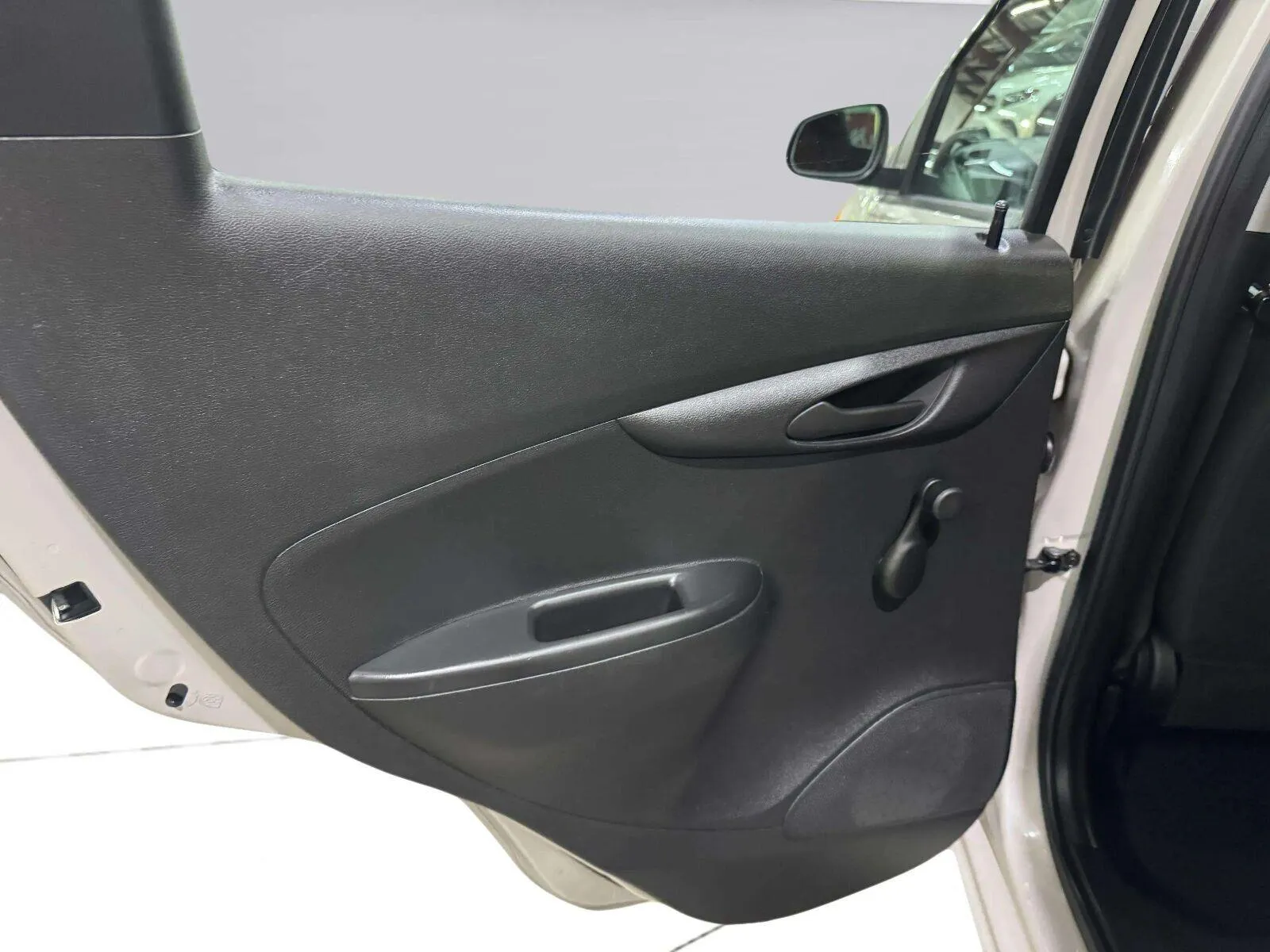 Chevrolet Spark photo 26