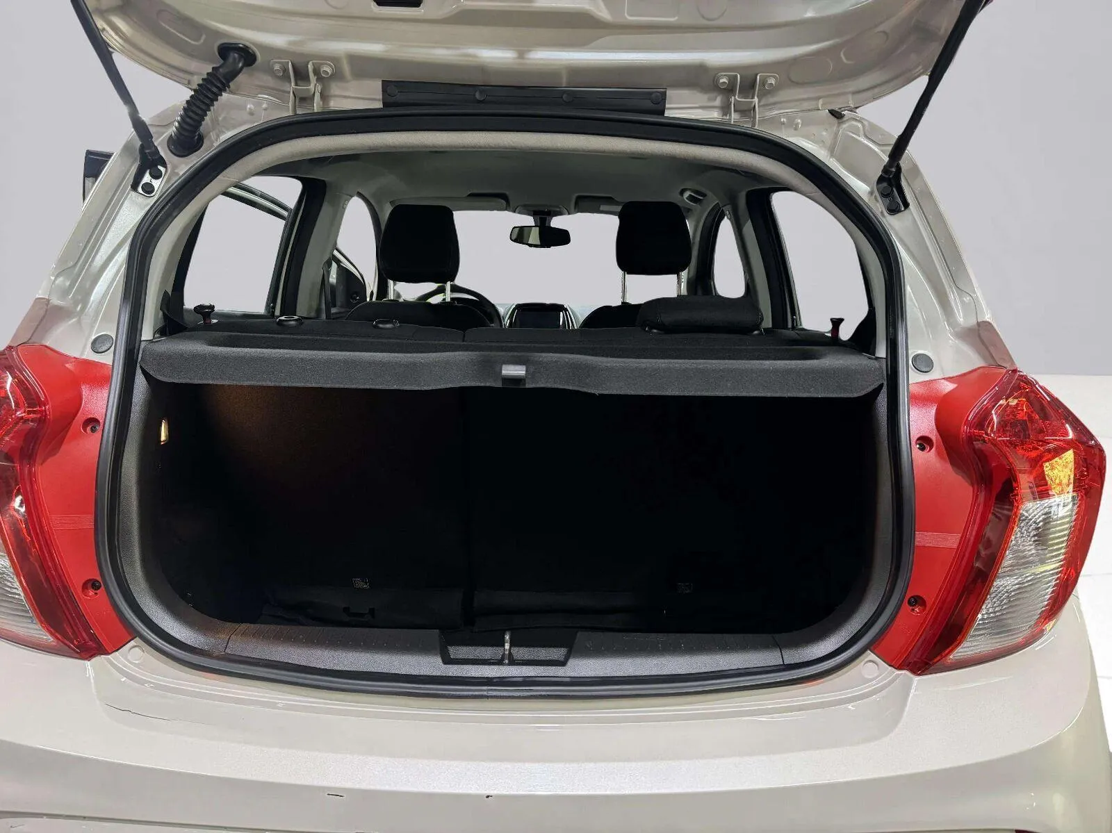 Chevrolet Spark photo 32