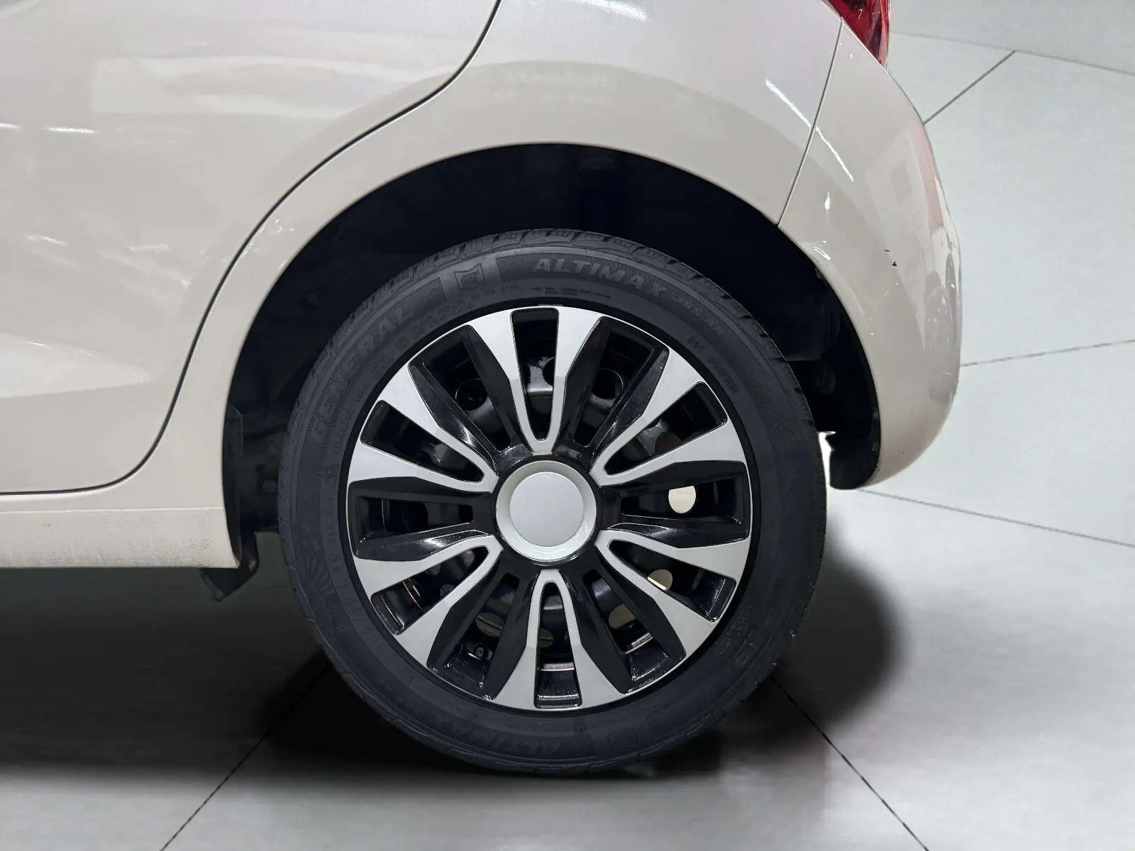 Chevrolet Spark photo 40
