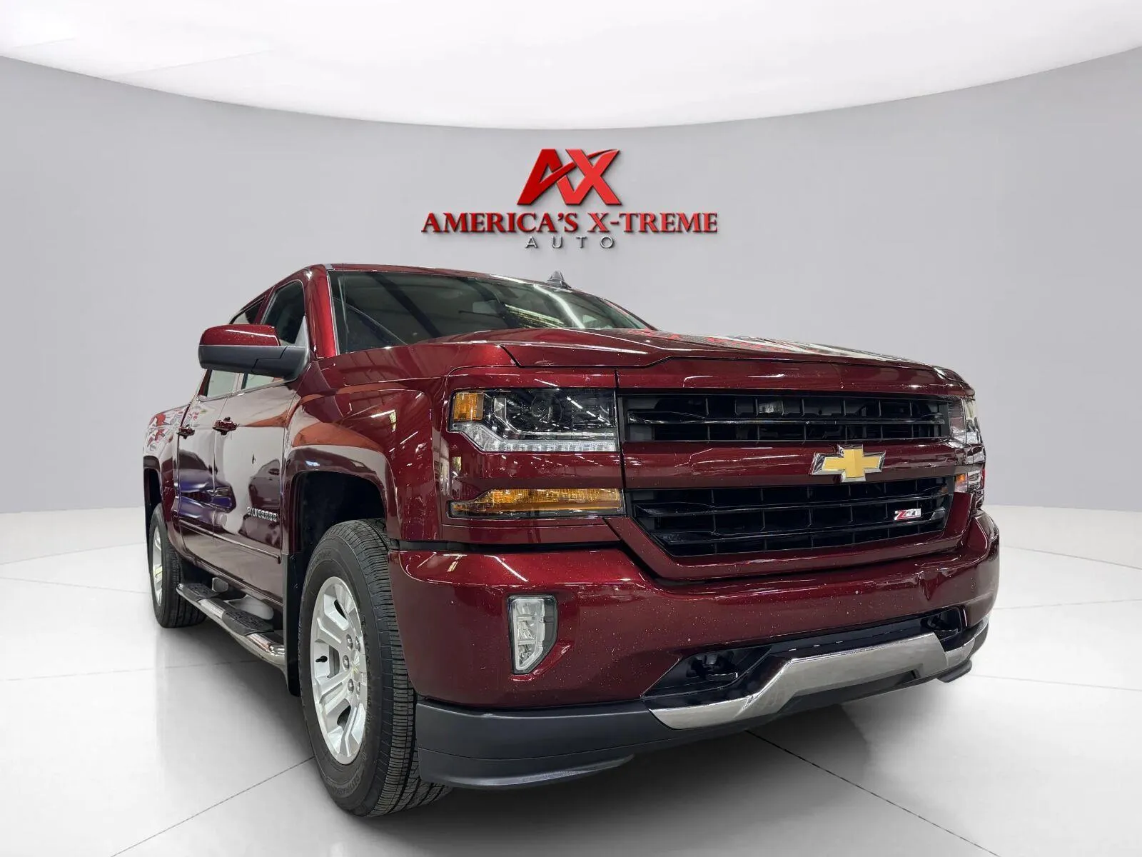 Chevrolet Silverado photo 9