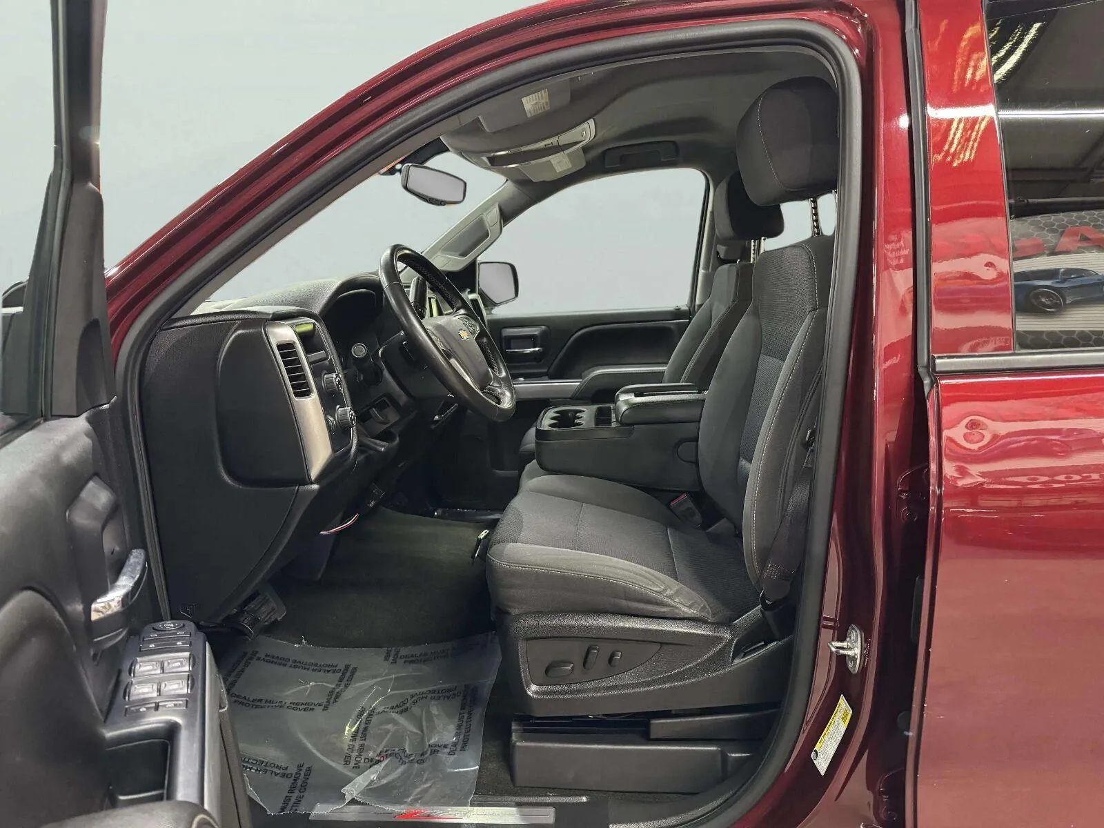 Chevrolet Silverado photo 18
