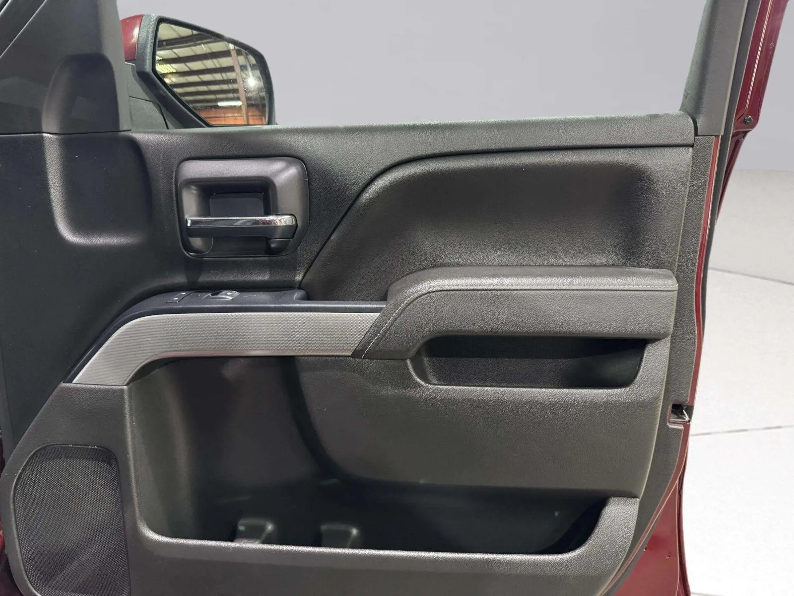 Chevrolet Silverado photo 27