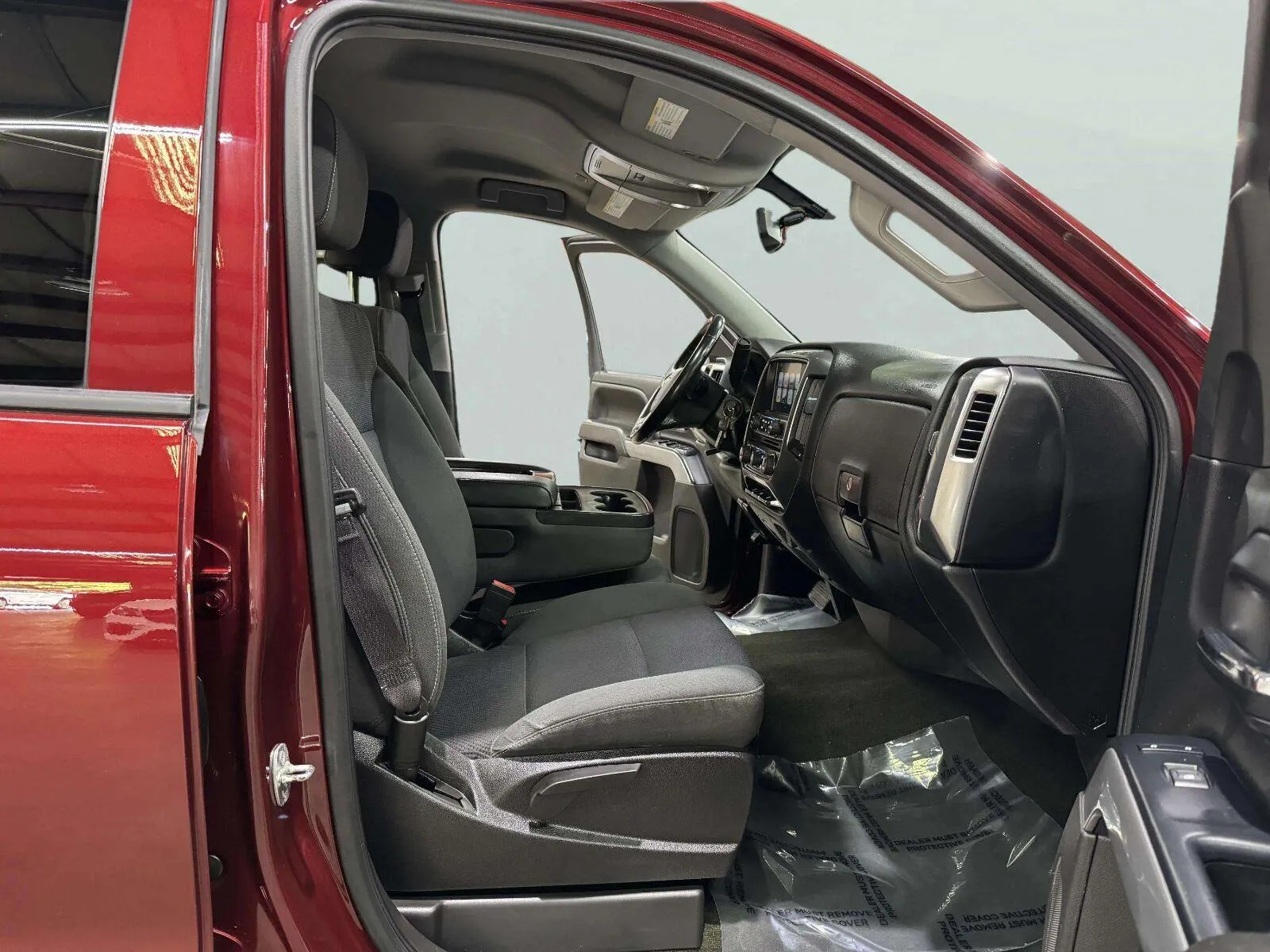 Chevrolet Silverado photo 28