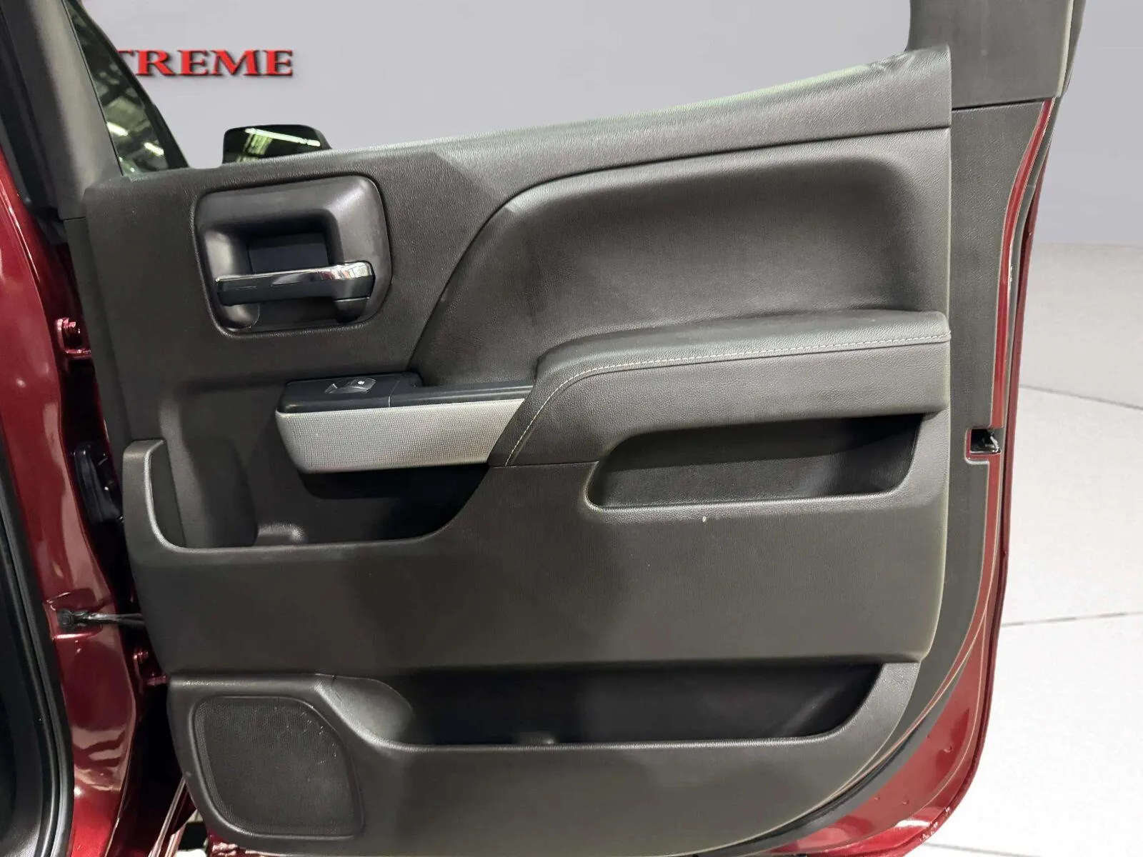 Chevrolet Silverado photo 31