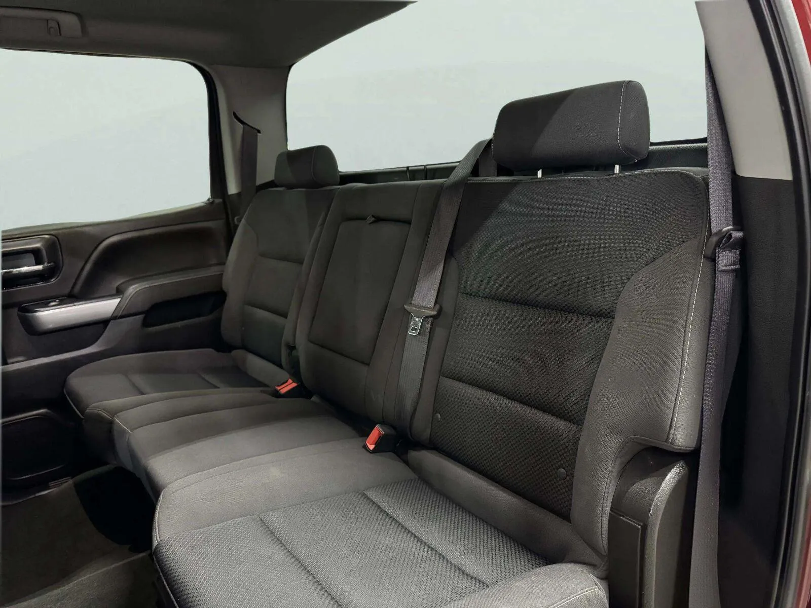 Chevrolet Silverado photo 35