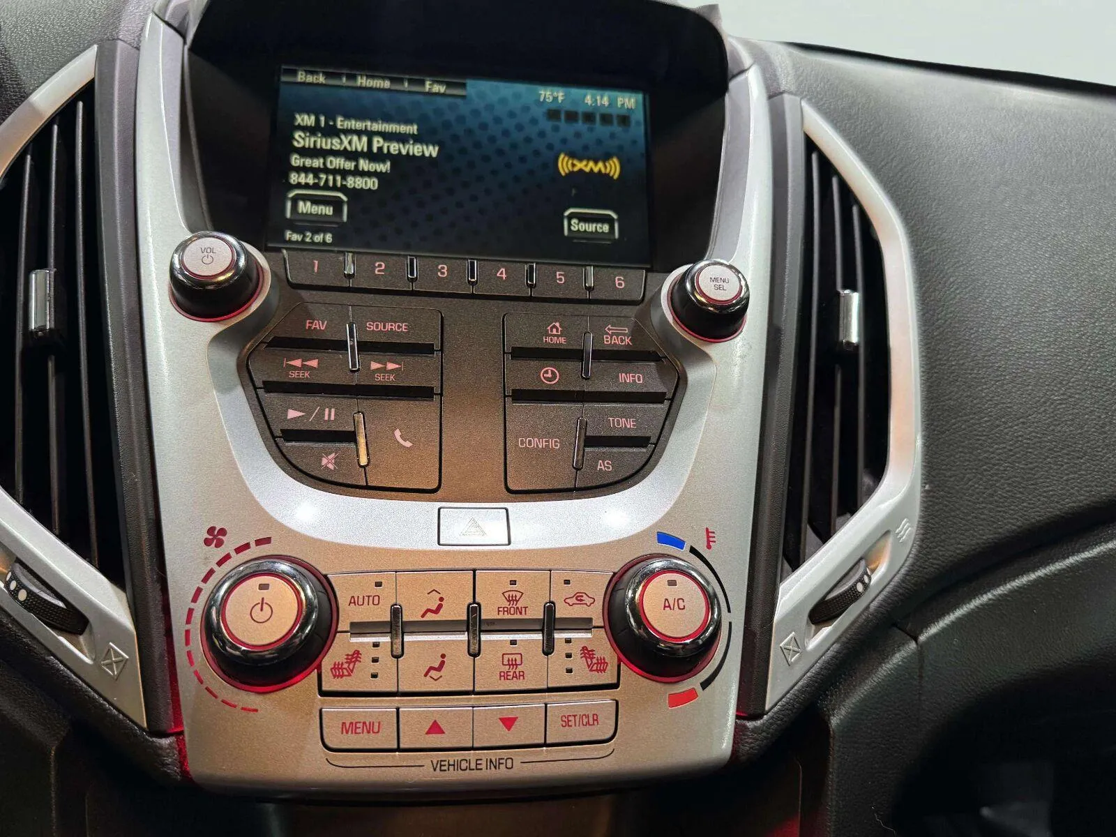 GMC Terrain photo 21