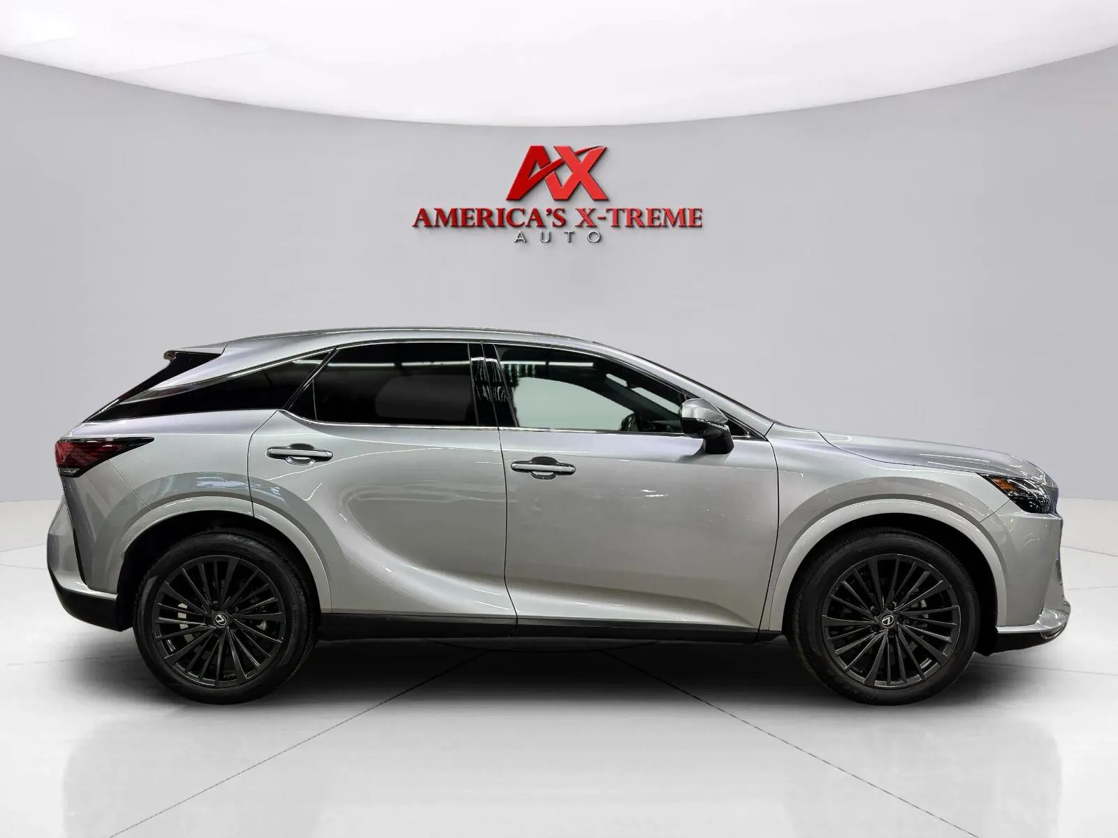 Lexus RX photo 8
