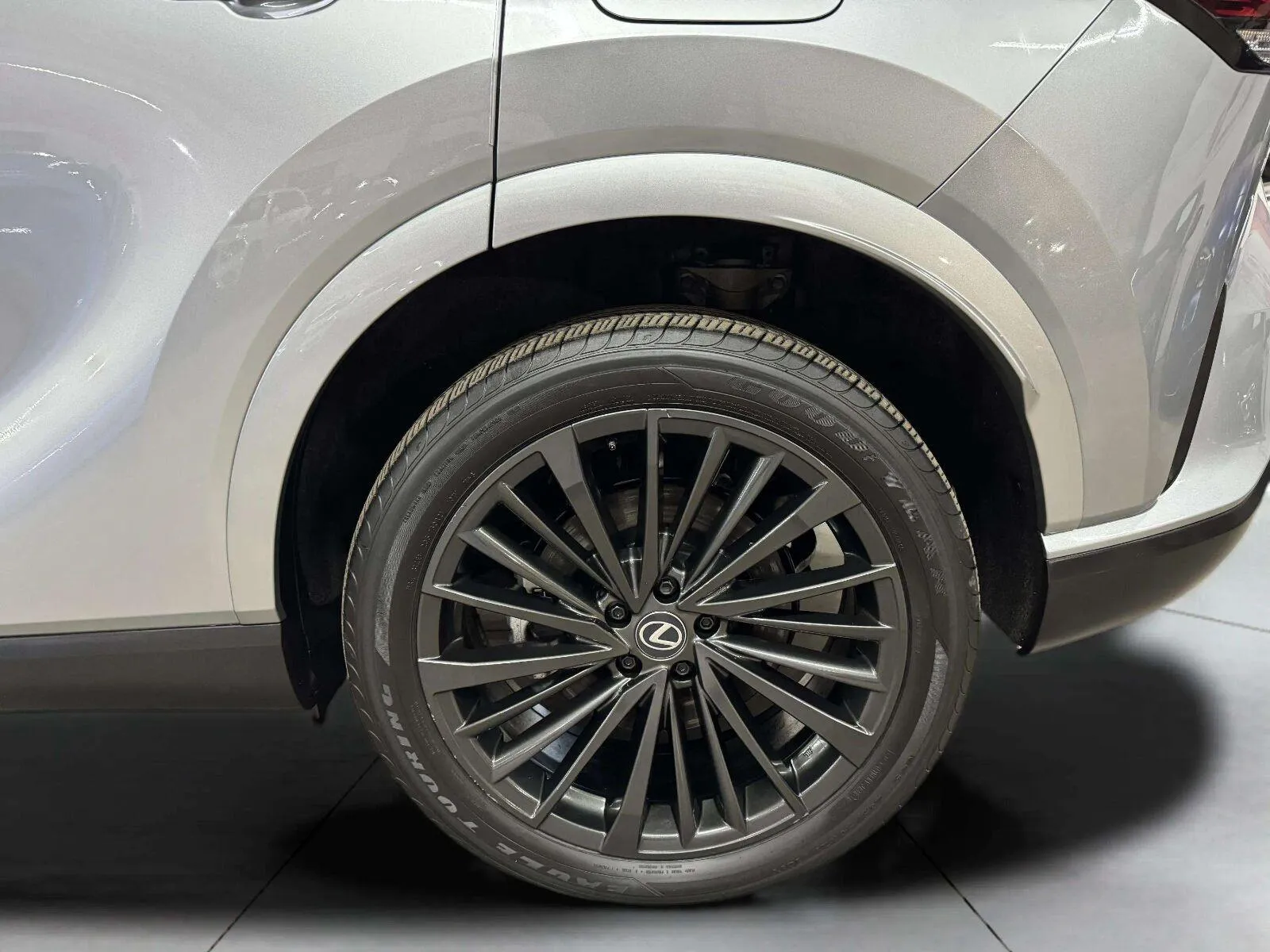 Lexus RX photo 40