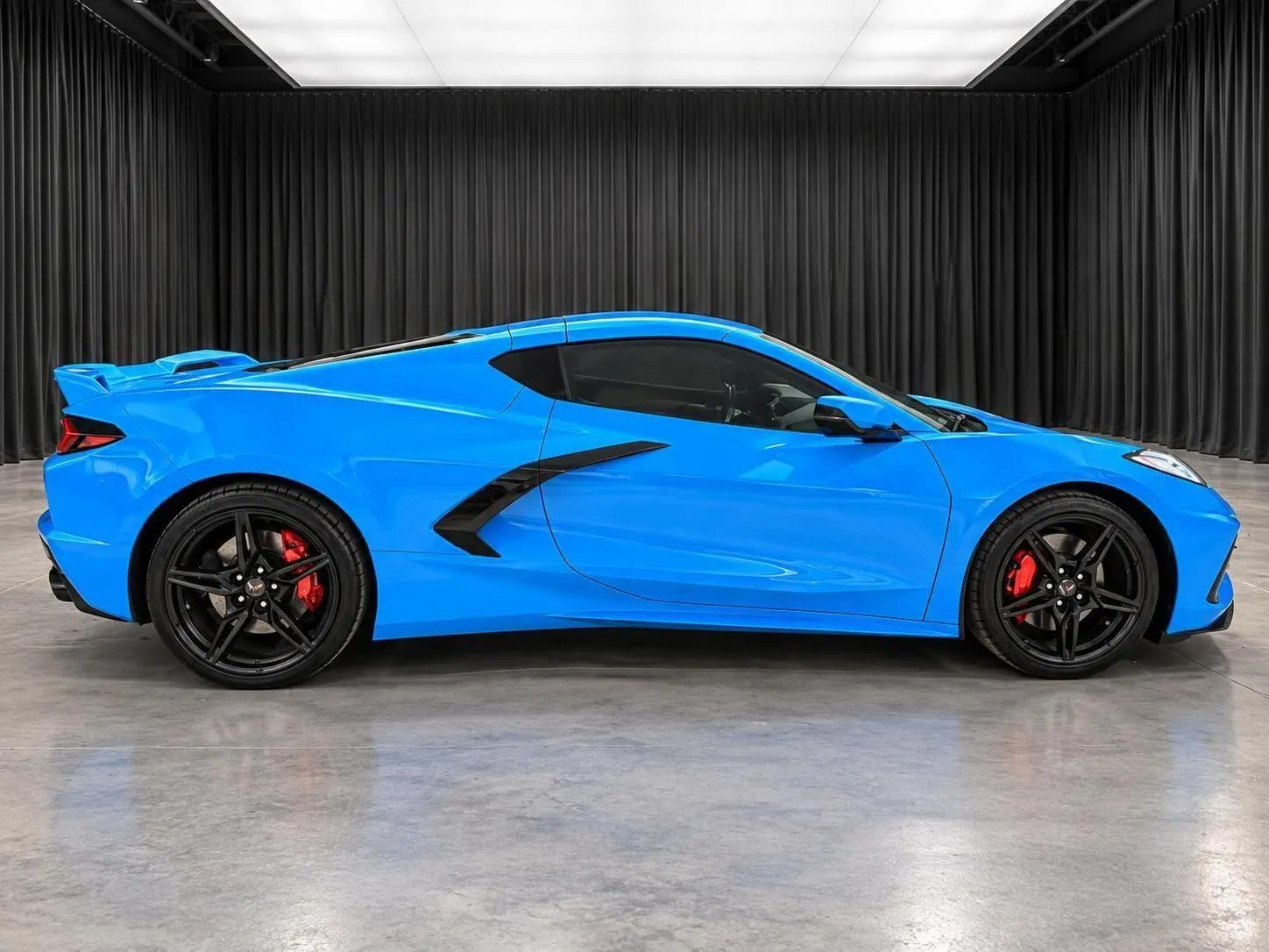 Chevrolet Corvette photo 7