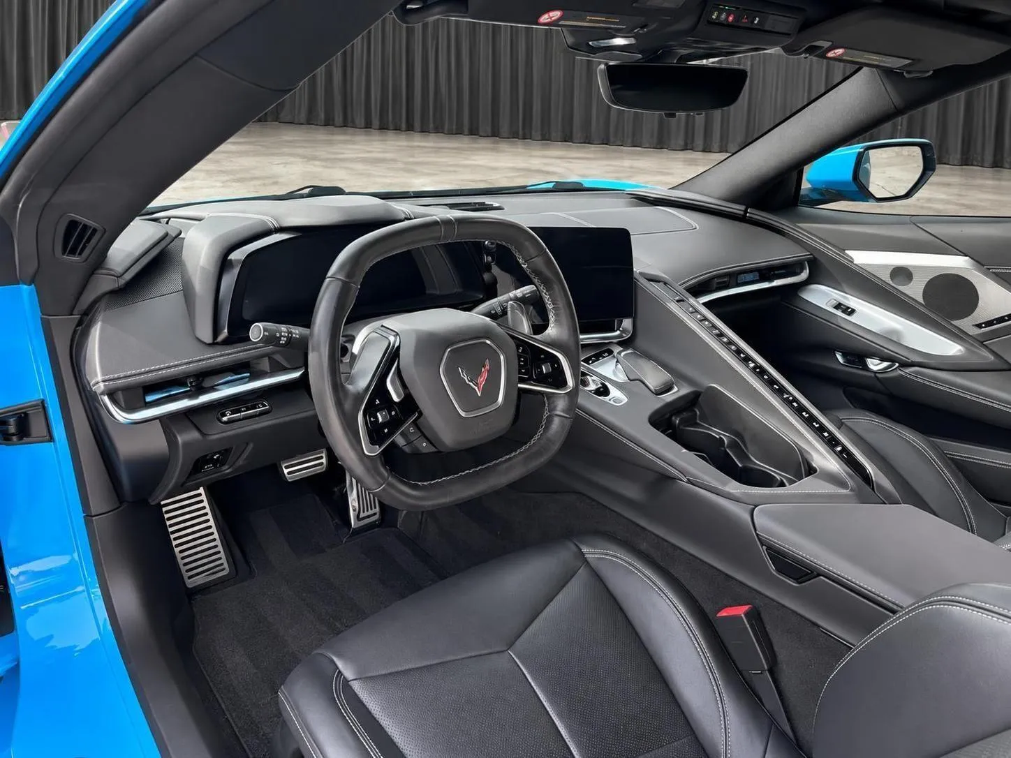 Chevrolet Corvette photo 12