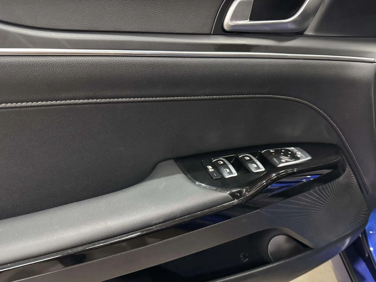 Kia K5 photo 16
