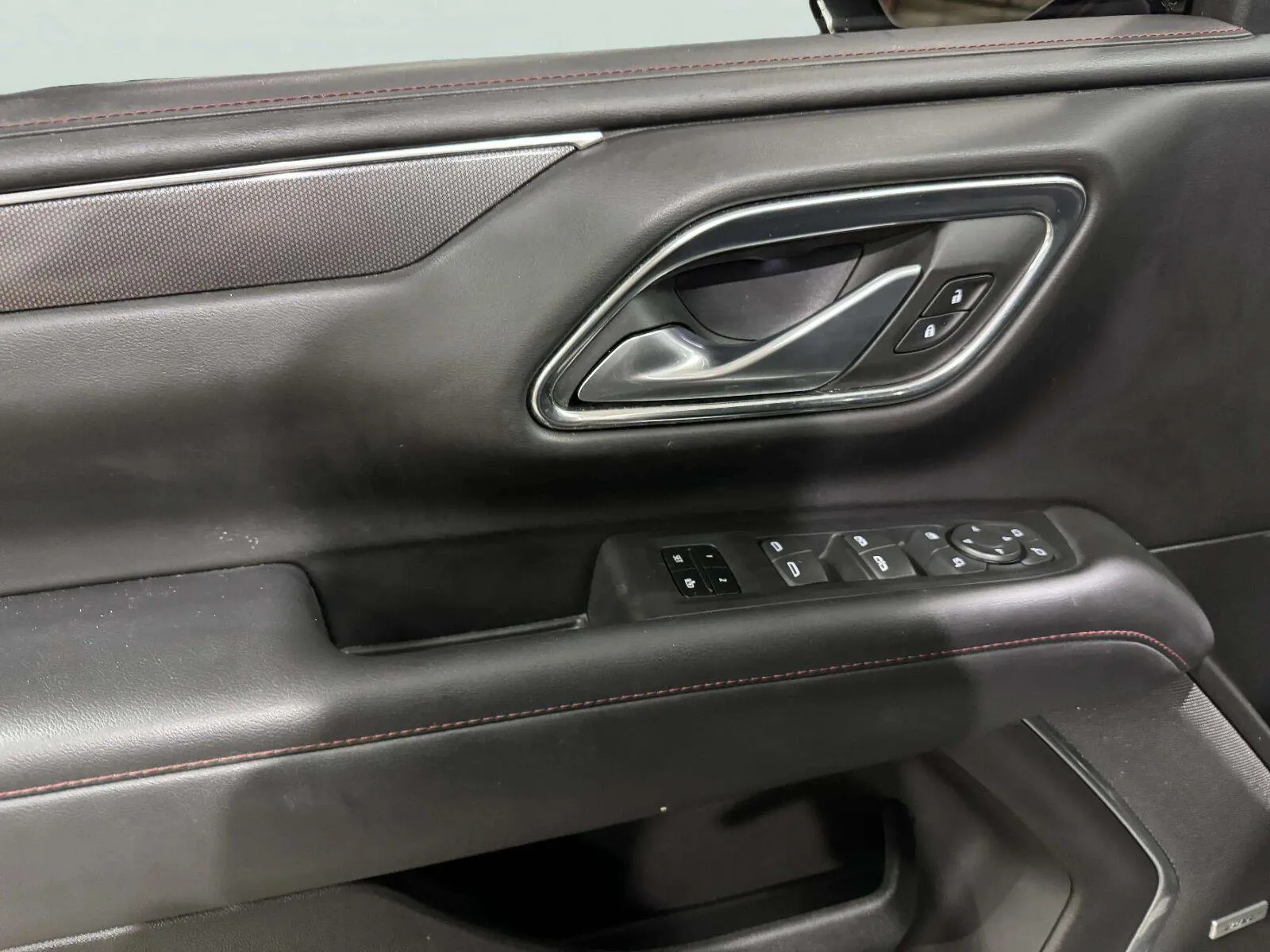 Chevrolet Tahoe photo 15