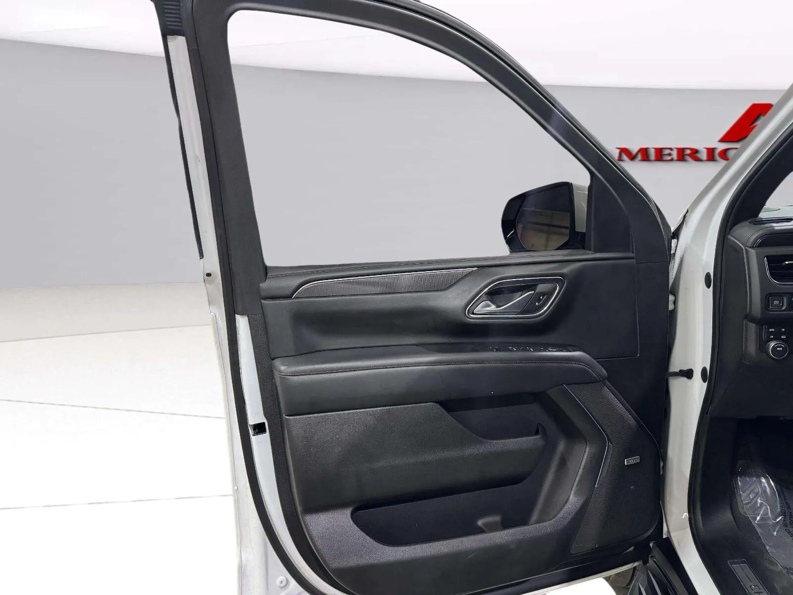 Chevrolet Tahoe photo 16