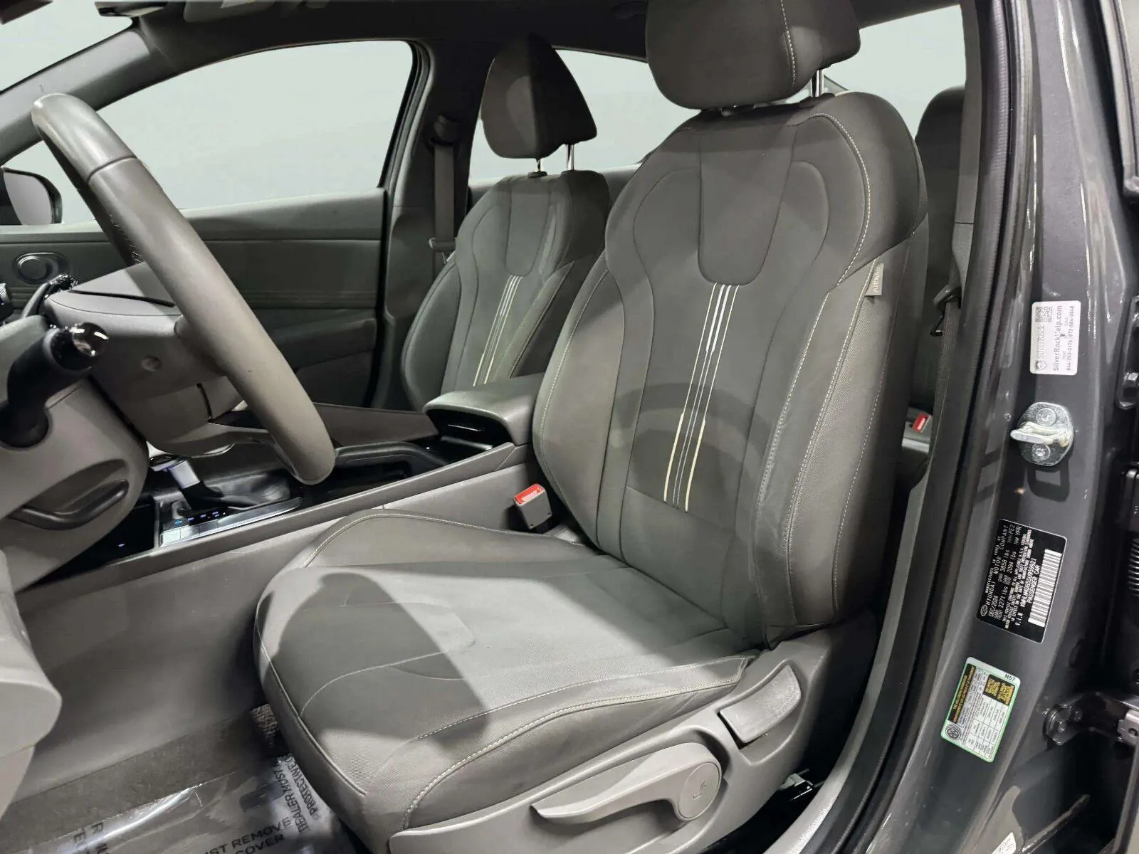Hyundai Elantra photo 24