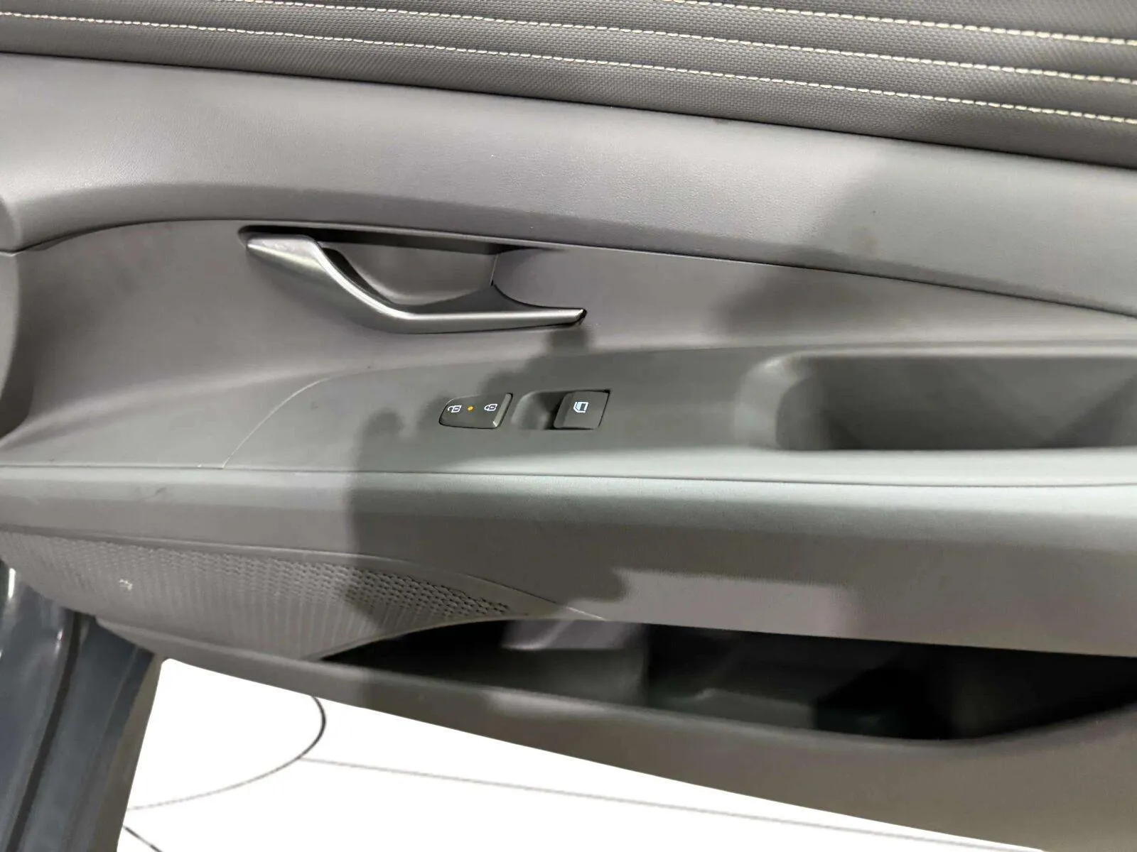 Hyundai Elantra photo 25