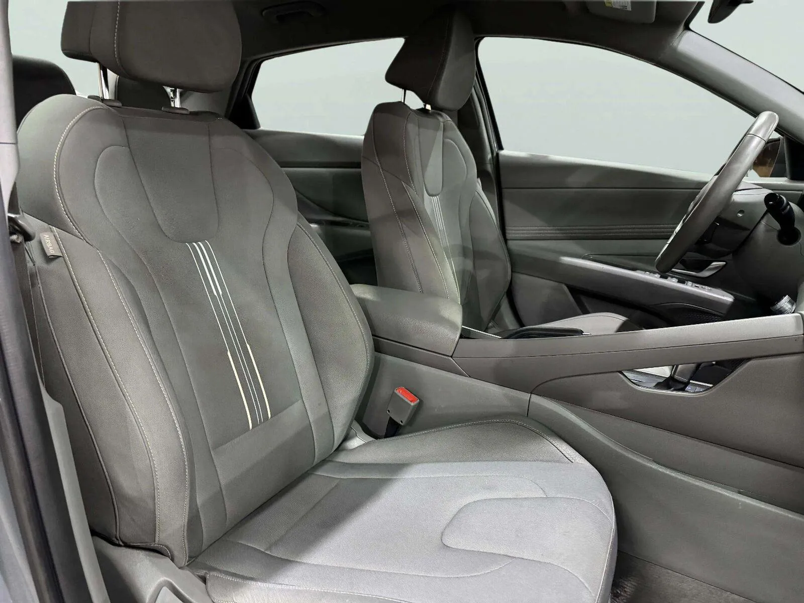 Hyundai Elantra photo 28