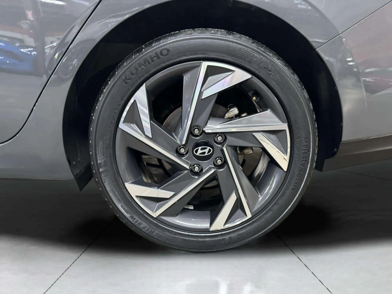 Hyundai Elantra photo 40