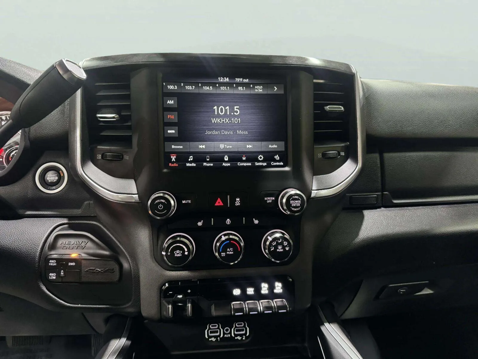 Ram 2500 photo 23