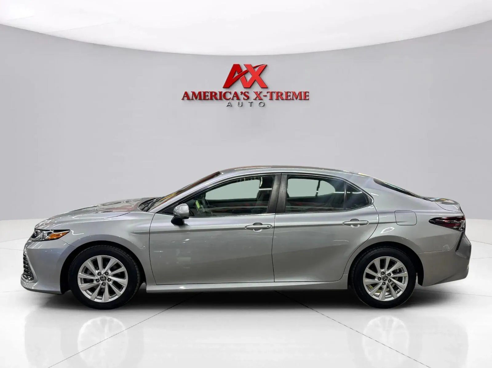 Toyota Camry photo 4