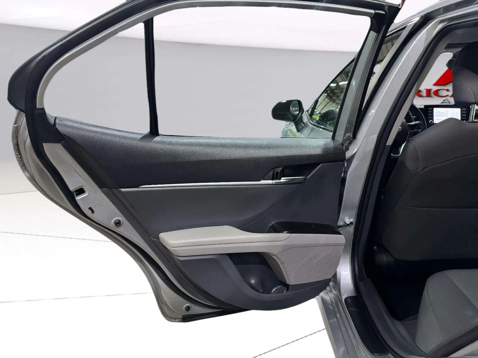 Toyota Camry photo 15