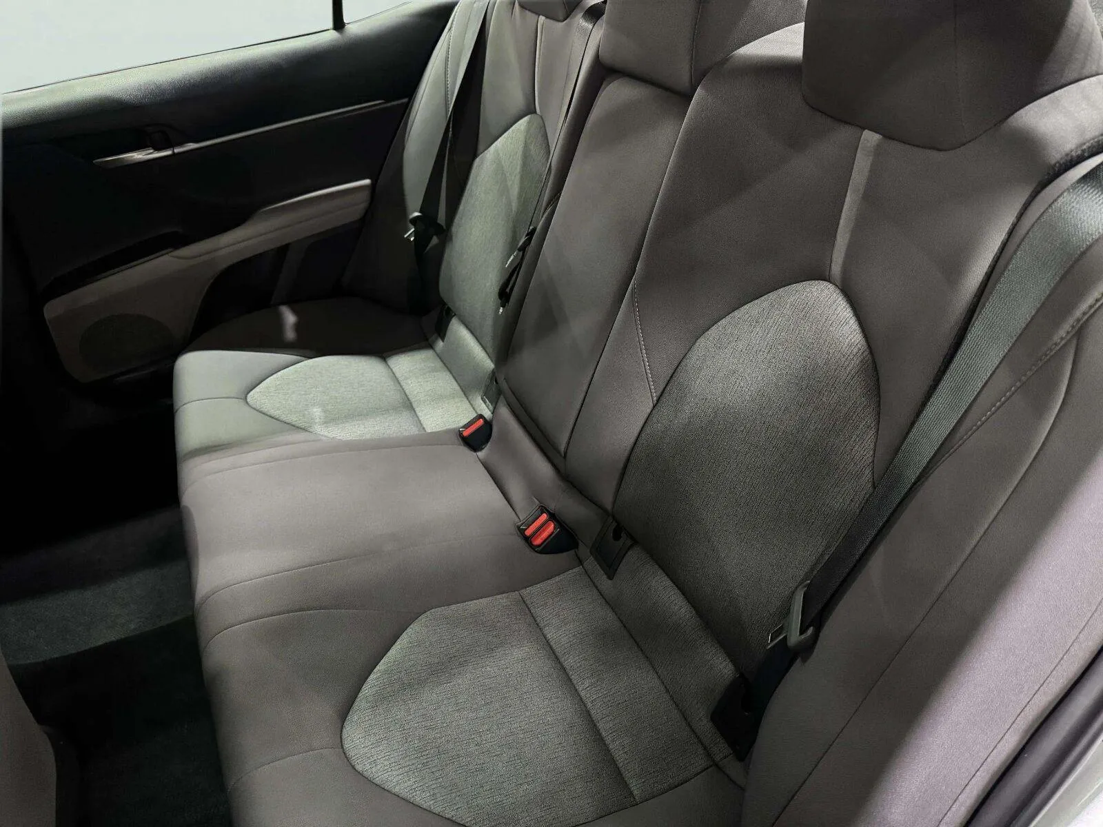 Toyota Camry photo 17