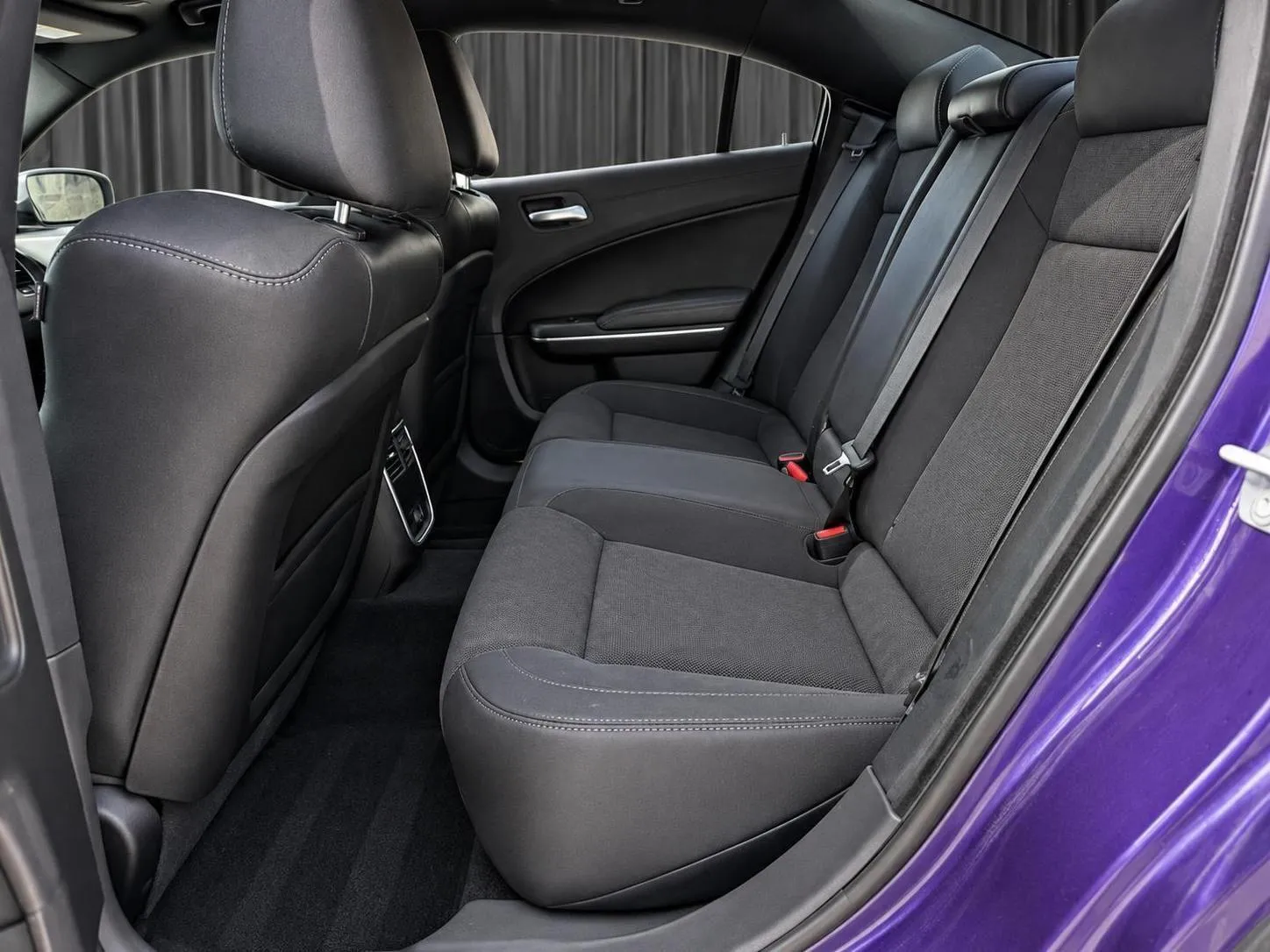 Dodge Charger photo 22