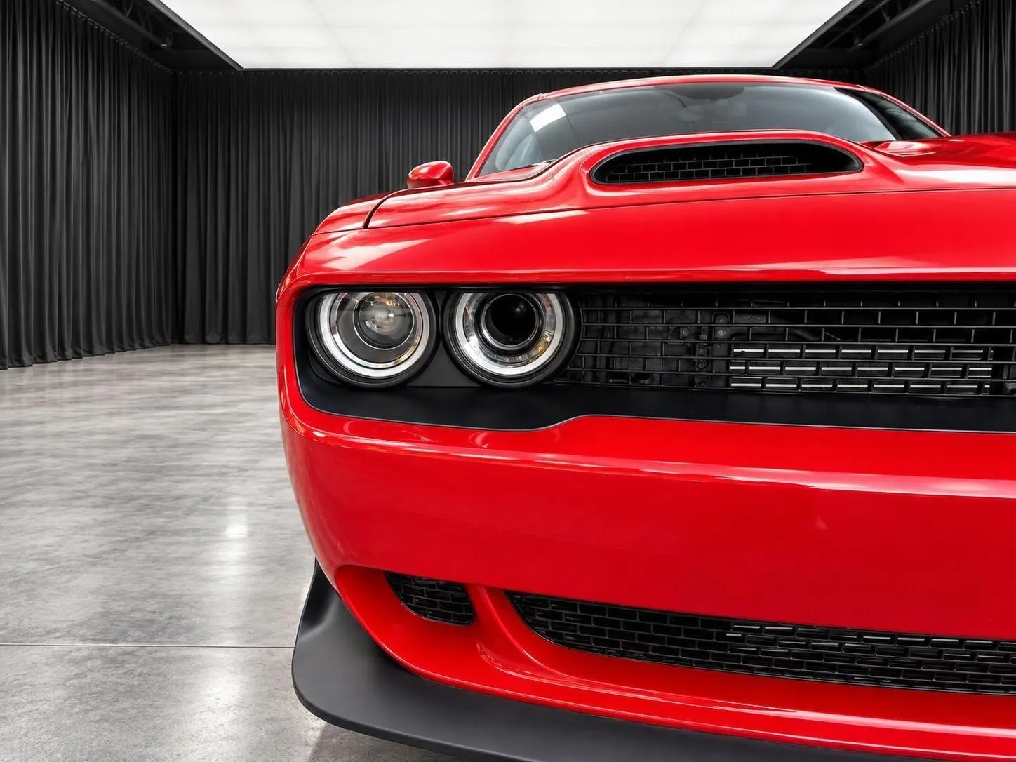 Dodge Challenger photo 11