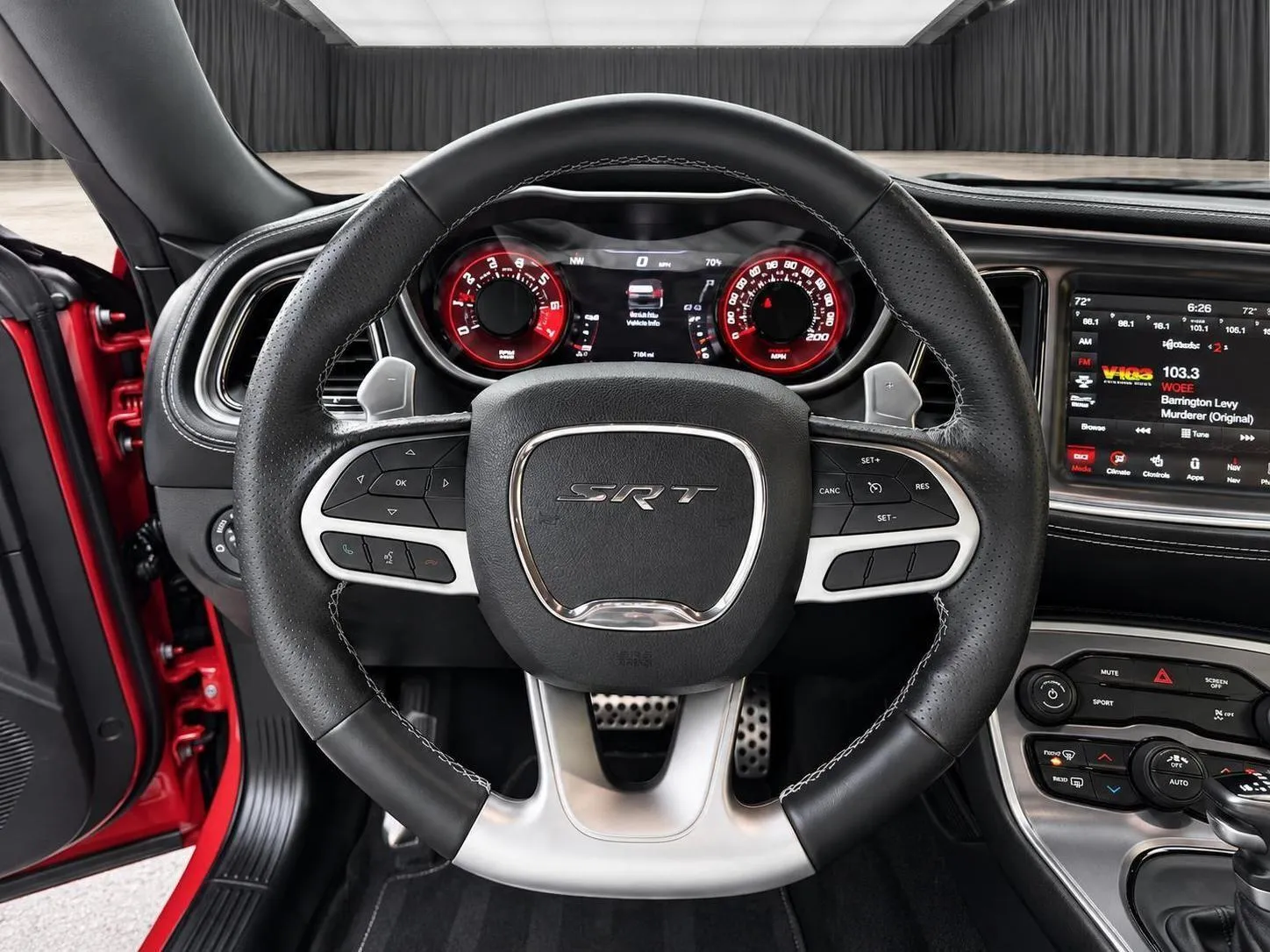 Dodge Challenger photo 20