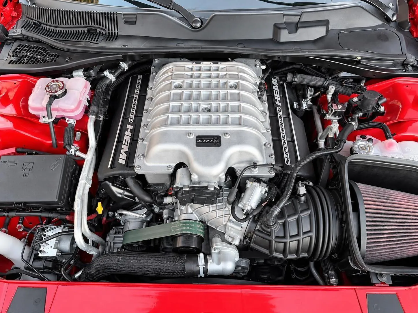 Dodge Challenger photo 31