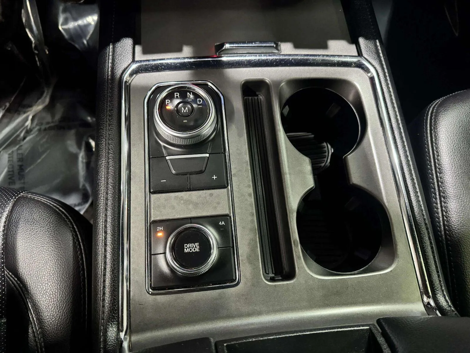 Ford Expedition MAX photo 13